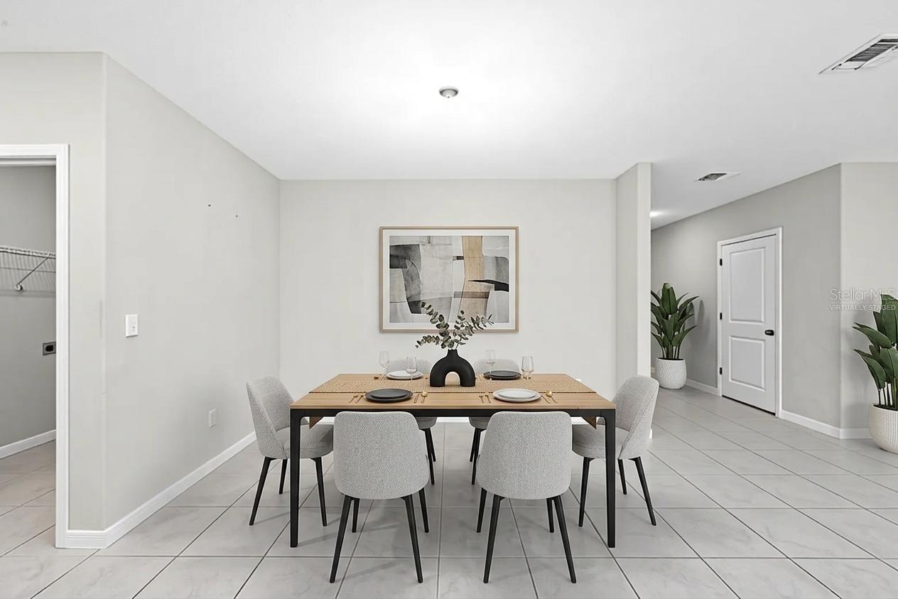 Image 8 of 39 For 7217 Ronnie Gardens Court