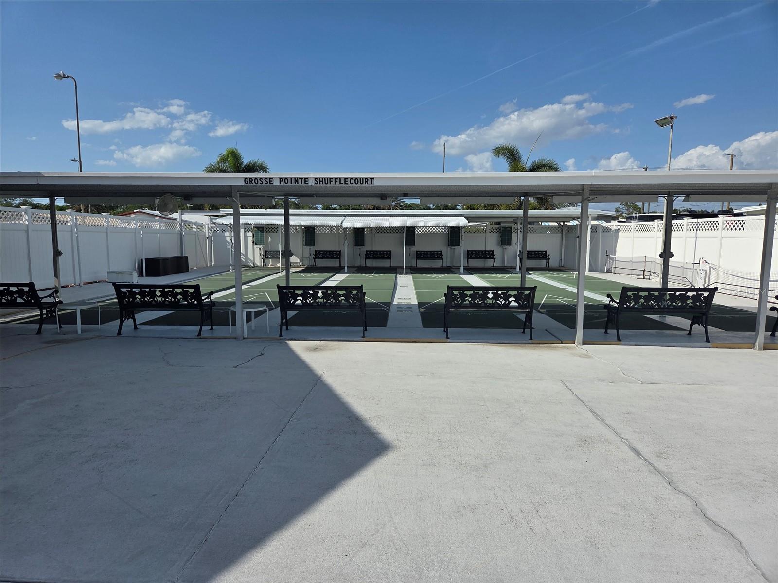 Image 24 of 26 For 9900 Ulmerton Road 13