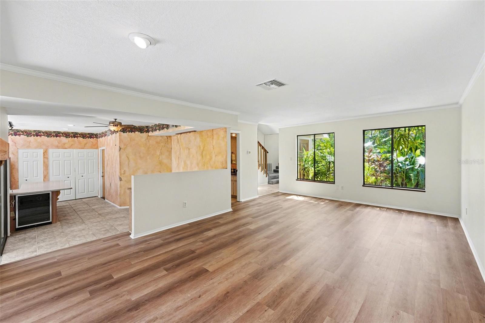 Image 4 of 24 For 1029 43rd Avenue N 1