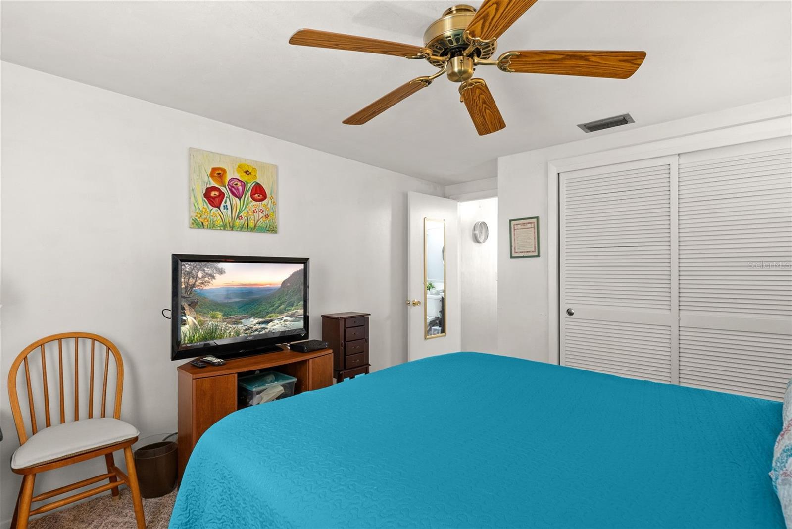 Image 17 of 42 For 4227 Rax Place 4227