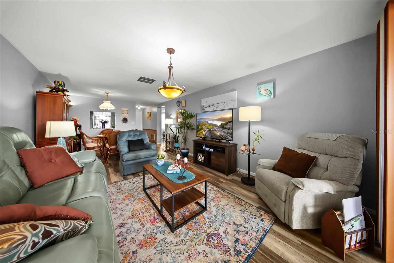 Image 19 of 42 For 4227 Rax Place 4227