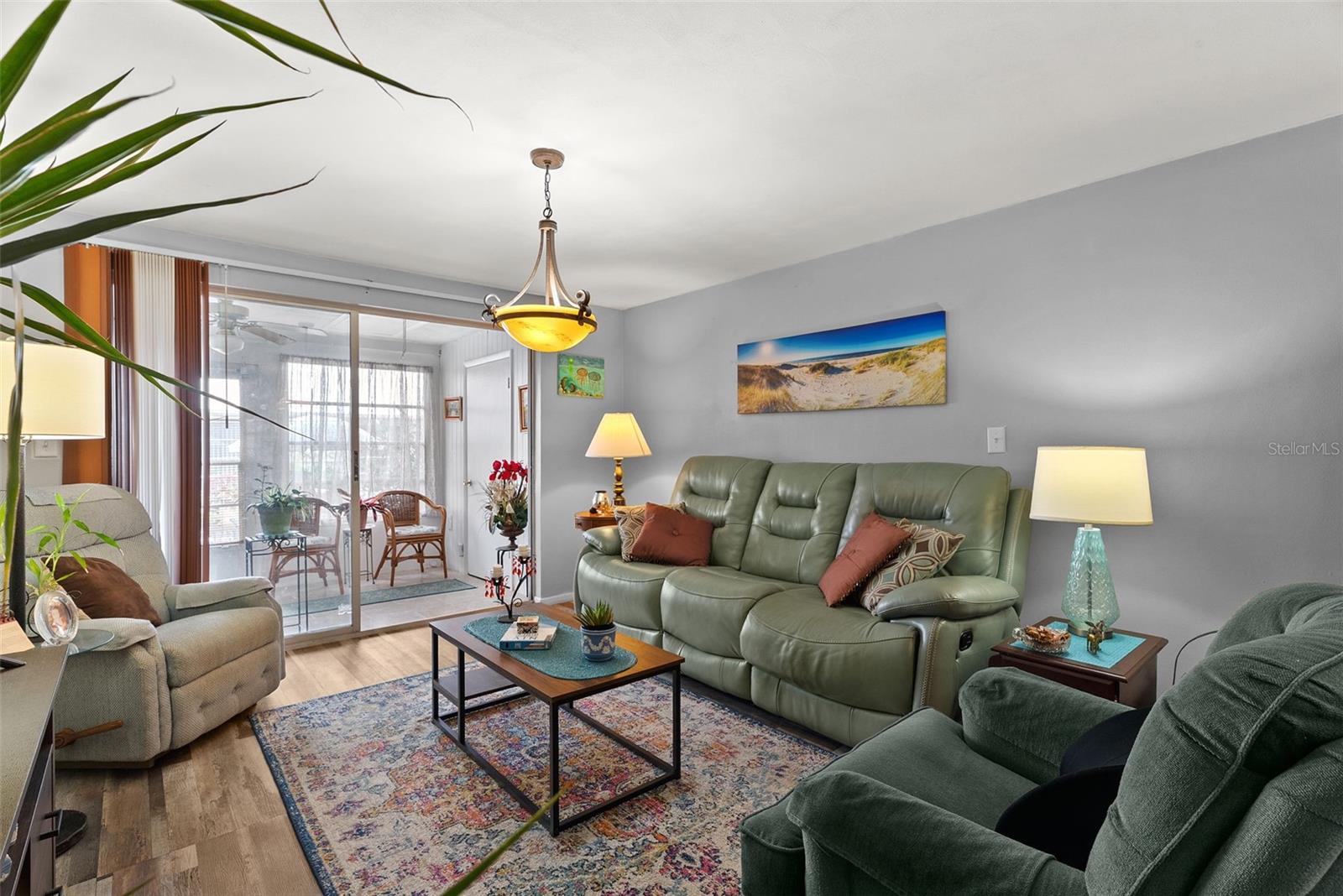 Image 20 of 42 For 4227 Rax Place 4227