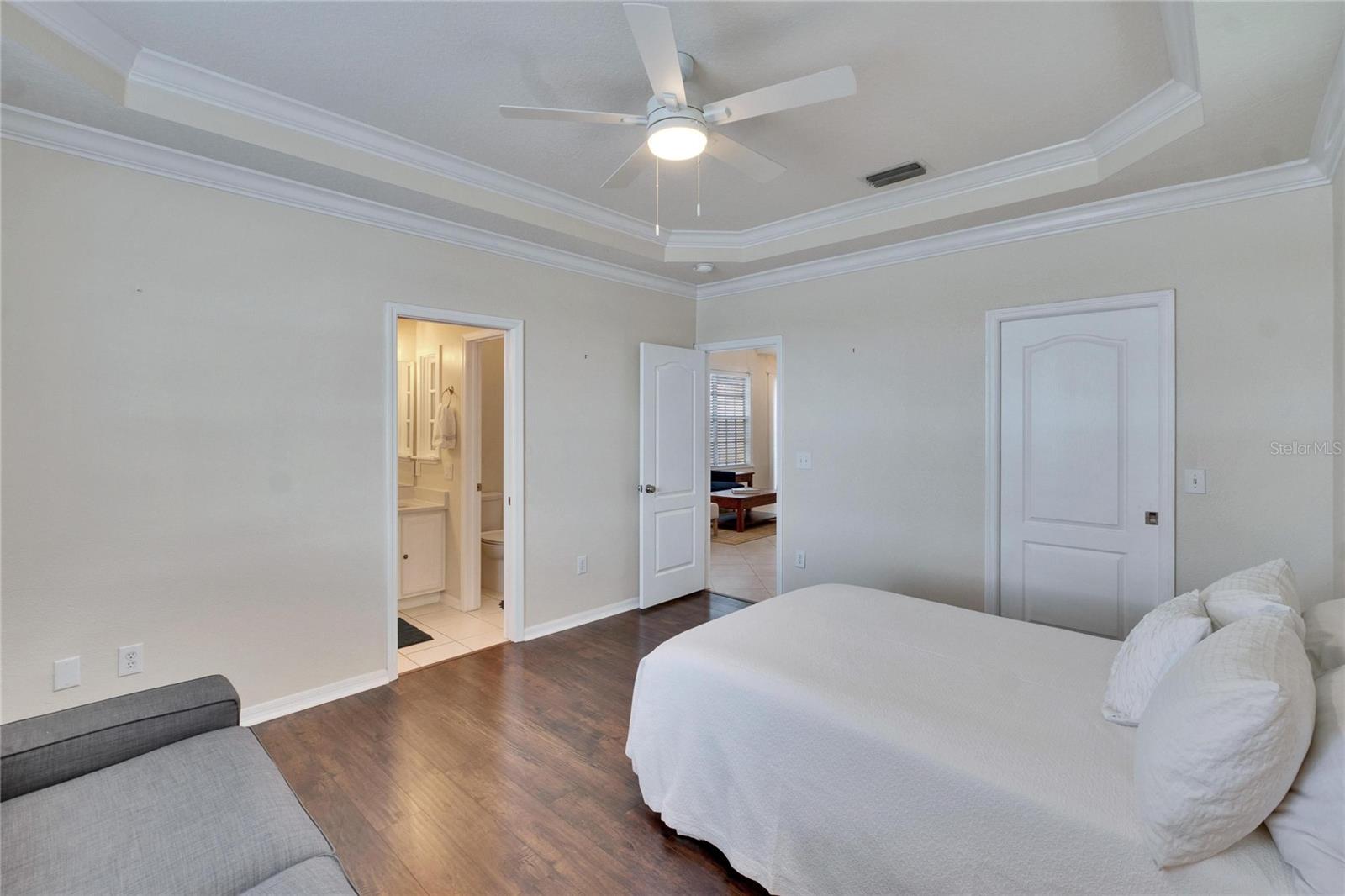 Image 23 of 59 For 9105 Crystal Commons Way