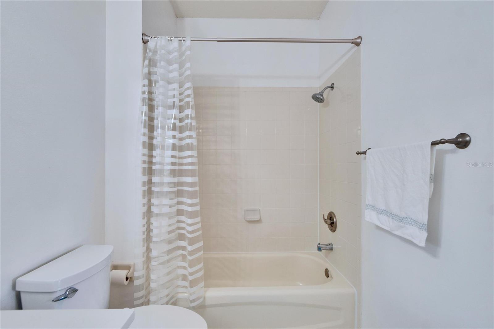 Image 35 of 59 For 9105 Crystal Commons Way