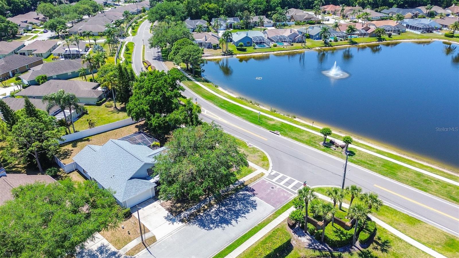 Image 12 of 48 For 7730 Grimsby Lane