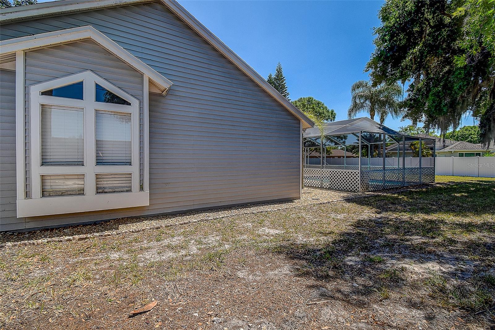 Image 14 of 48 For 7730 Grimsby Lane