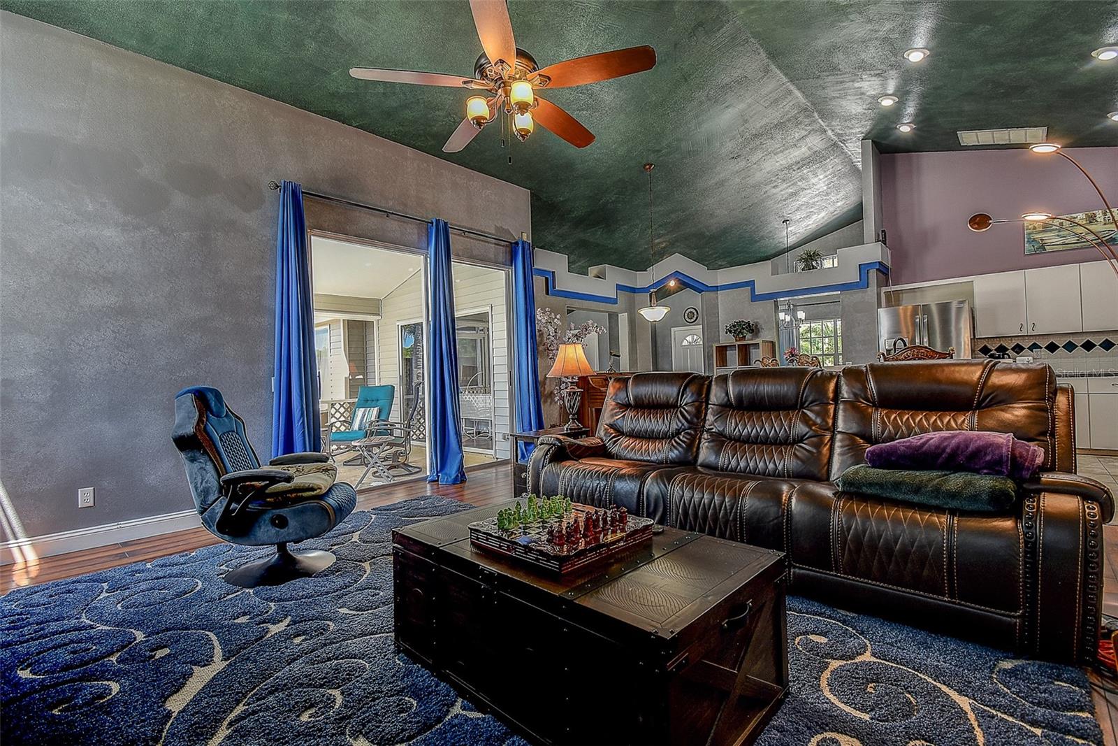 Image 21 of 48 For 7730 Grimsby Lane