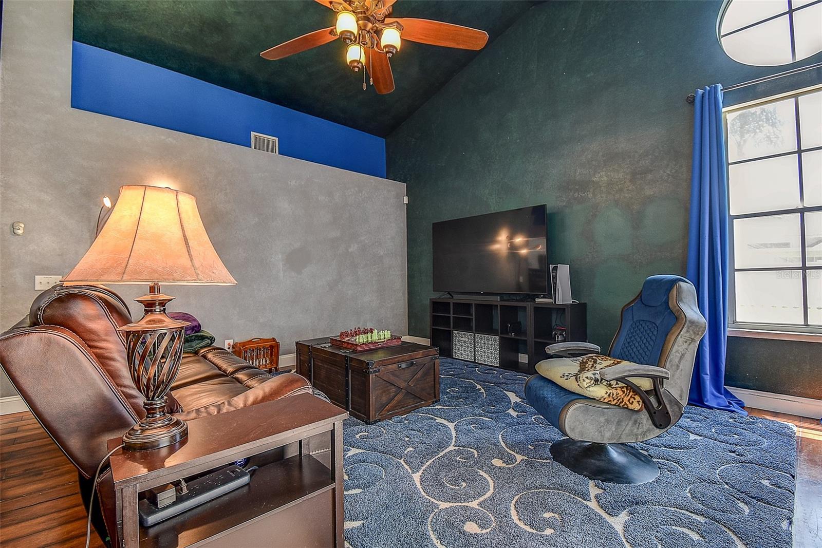 Image 23 of 48 For 7730 Grimsby Lane