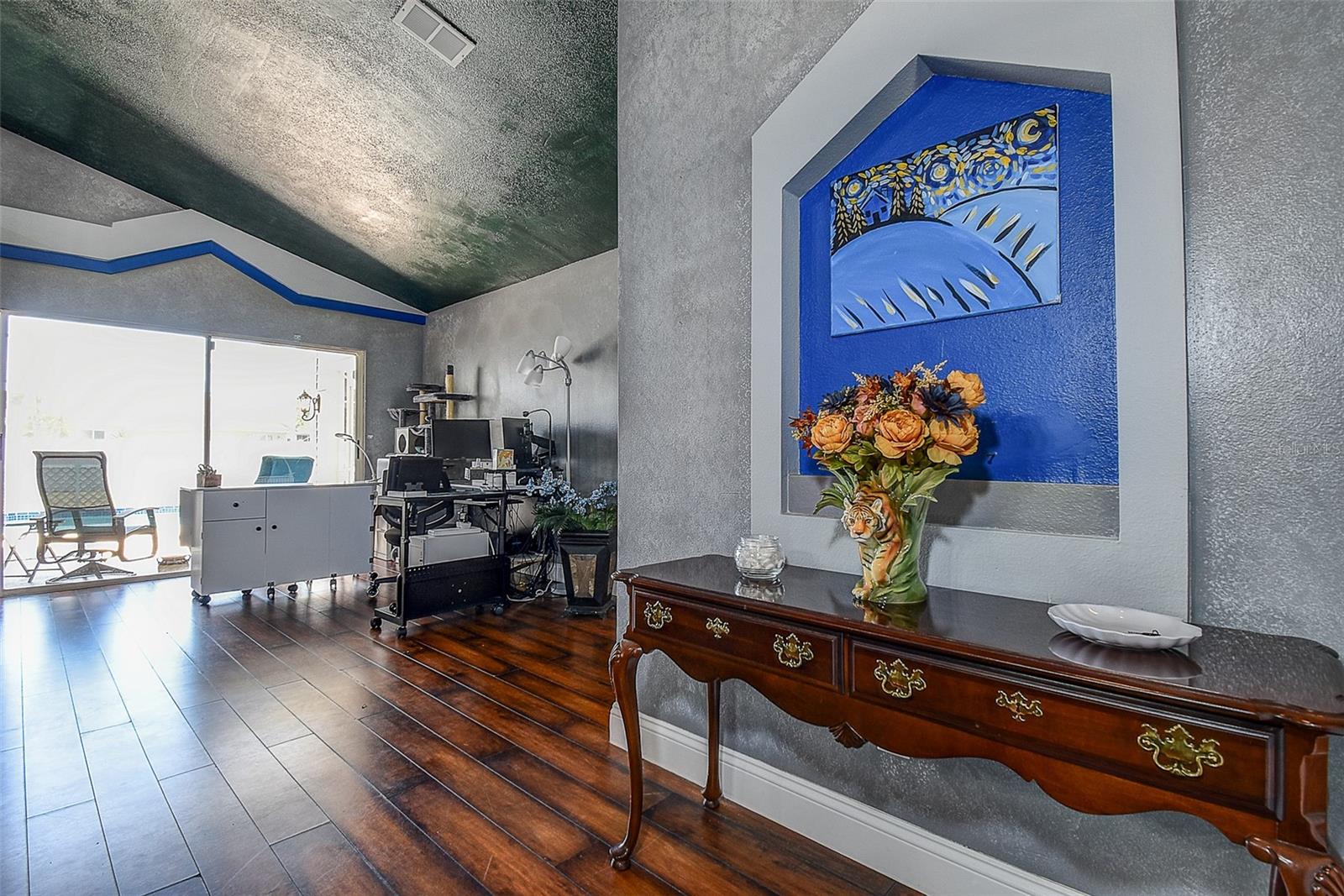 Image 26 of 48 For 7730 Grimsby Lane