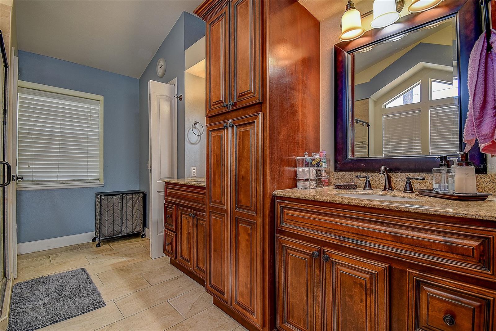 Image 45 of 48 For 7730 Grimsby Lane