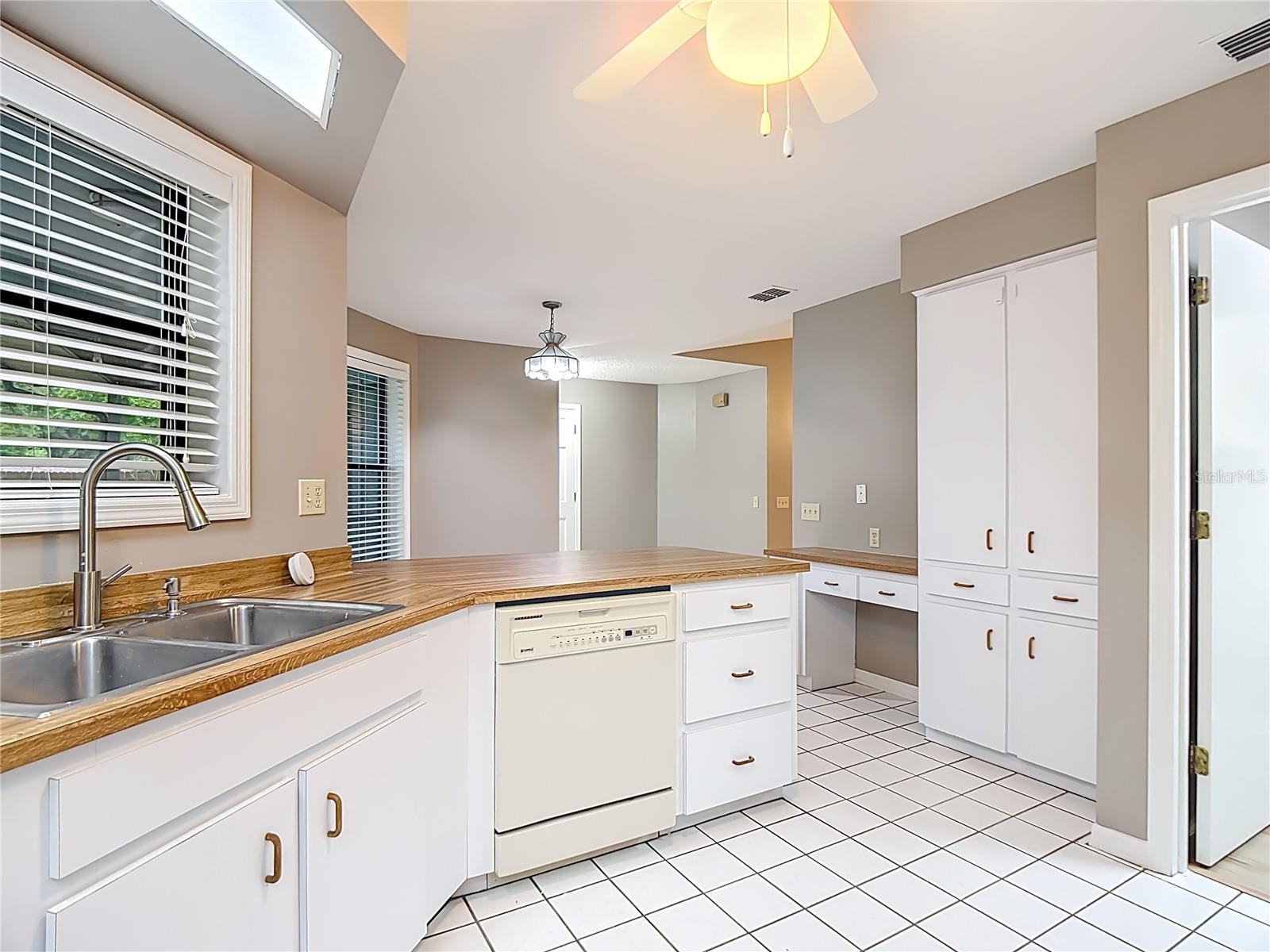 Image 13 of 37 For 109 South Court