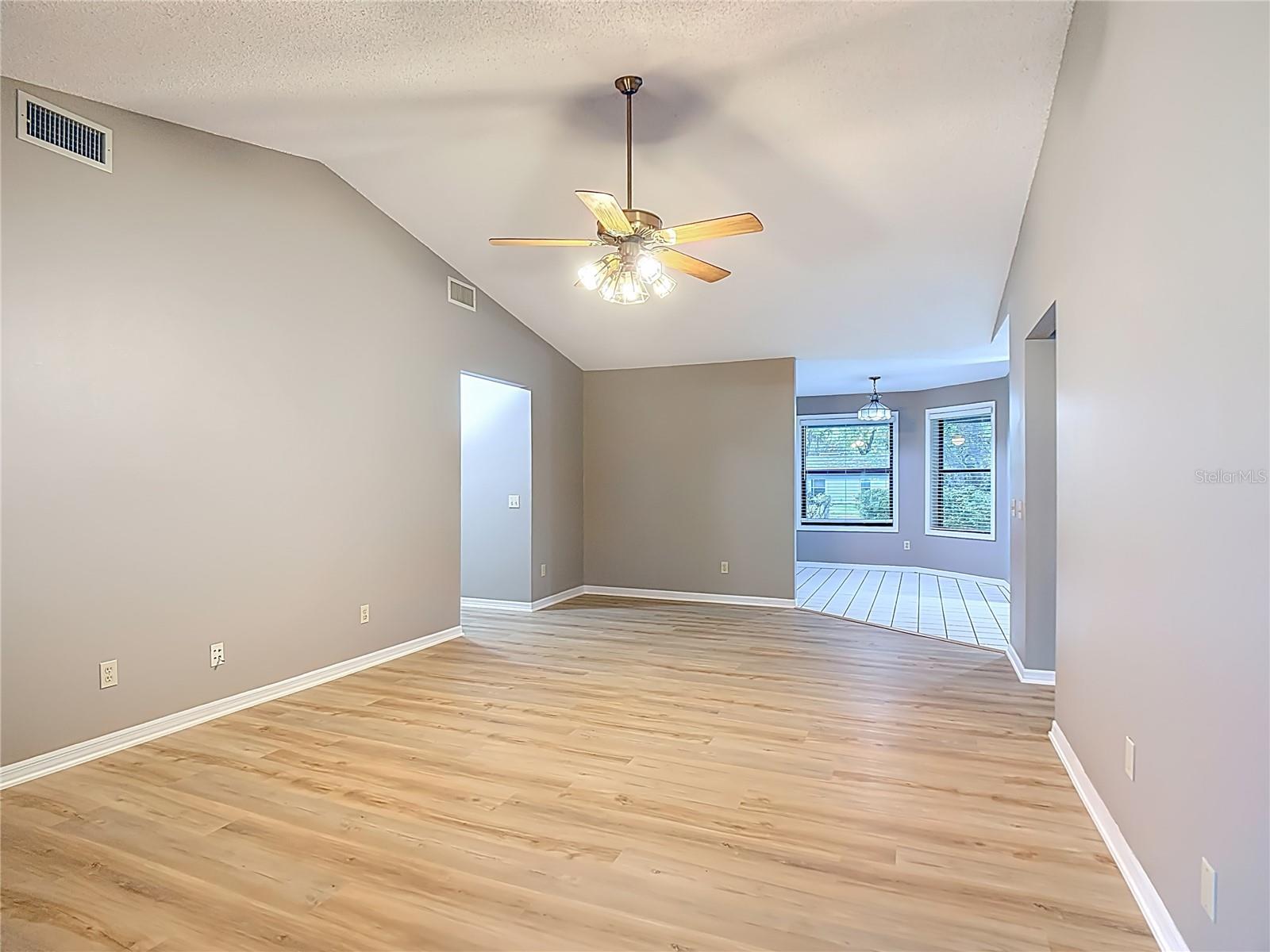 Image 15 of 37 For 109 South Court