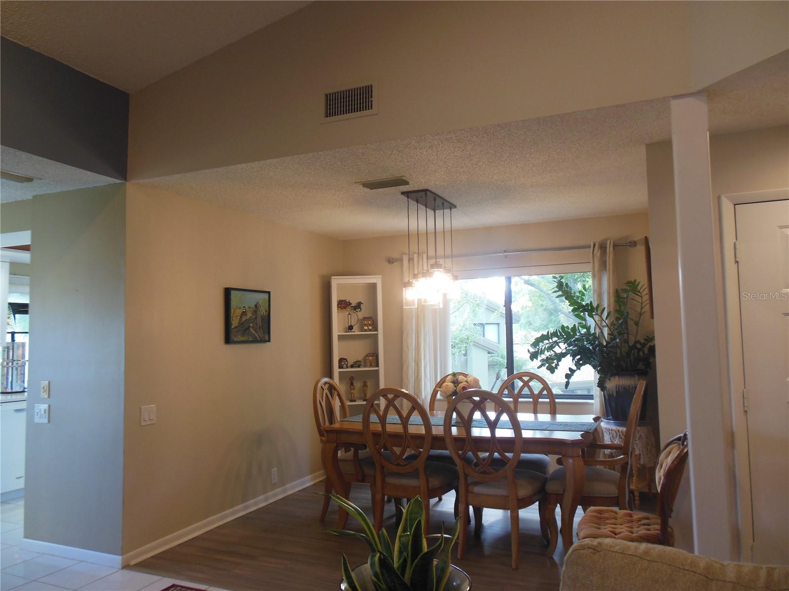 Image 6 of 38 For 3053 Landmark Boulevard 1107`