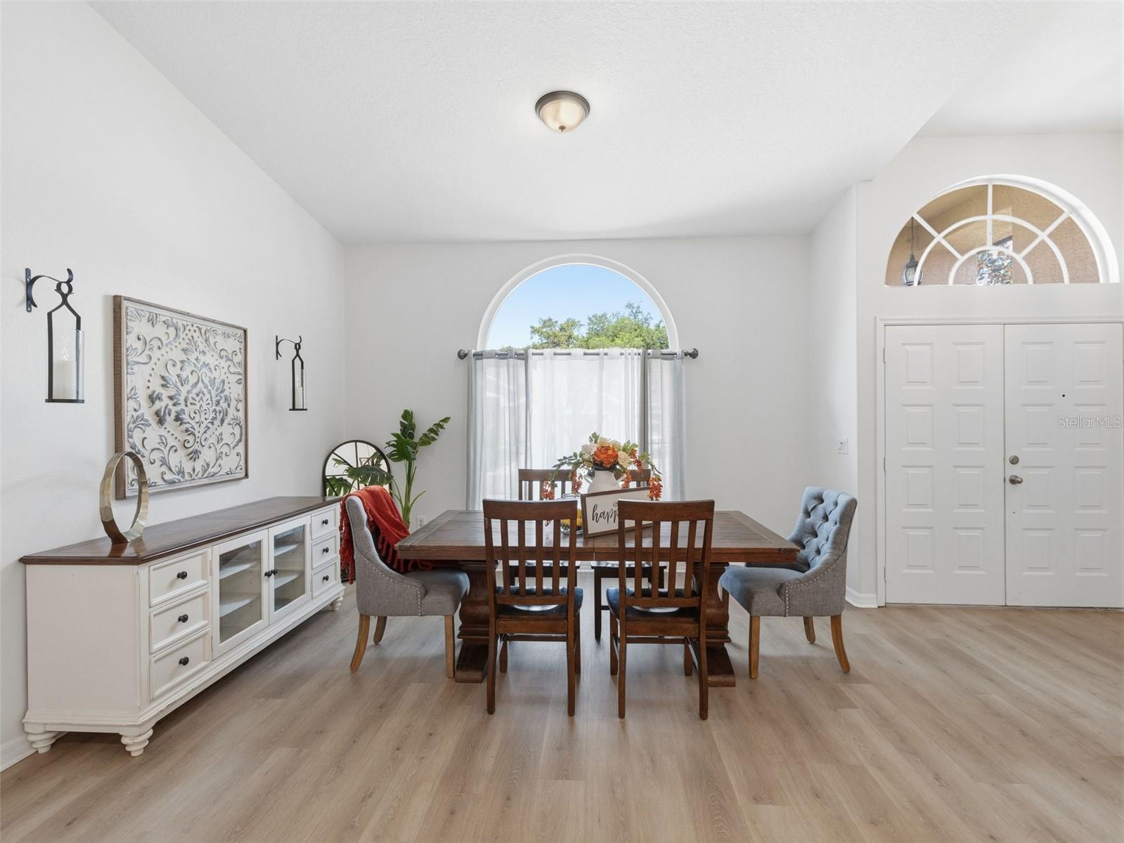 Image 9 of 30 For 10017 Oxford Chapel Drive