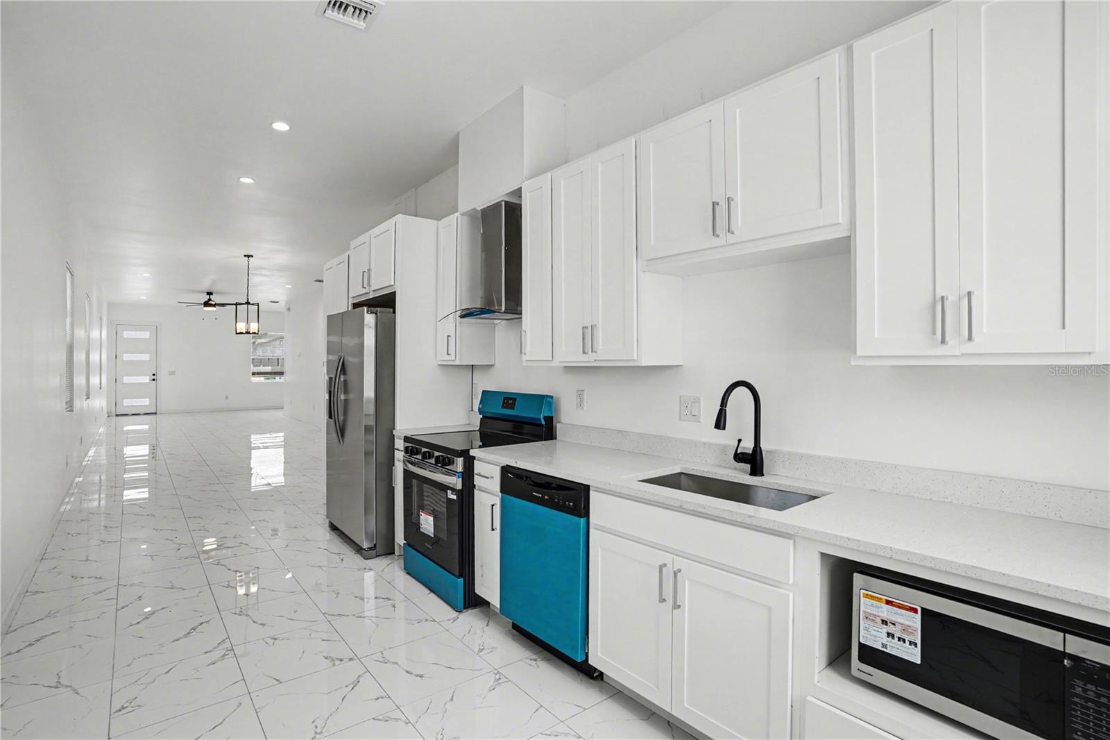 Image 5 of 15 For 2328 Spruce Street A