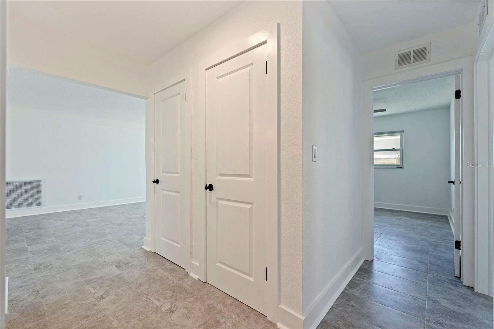 Image 15 of 37 For 176 175th Avenue E