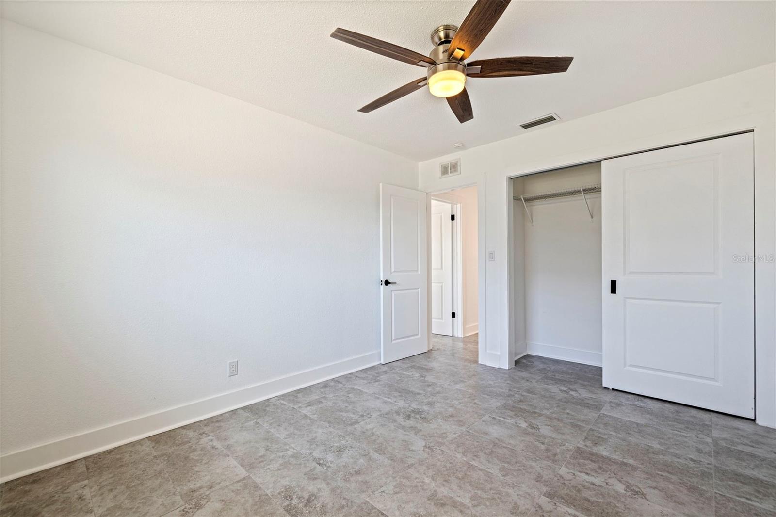 Image 20 of 37 For 176 175th Avenue E