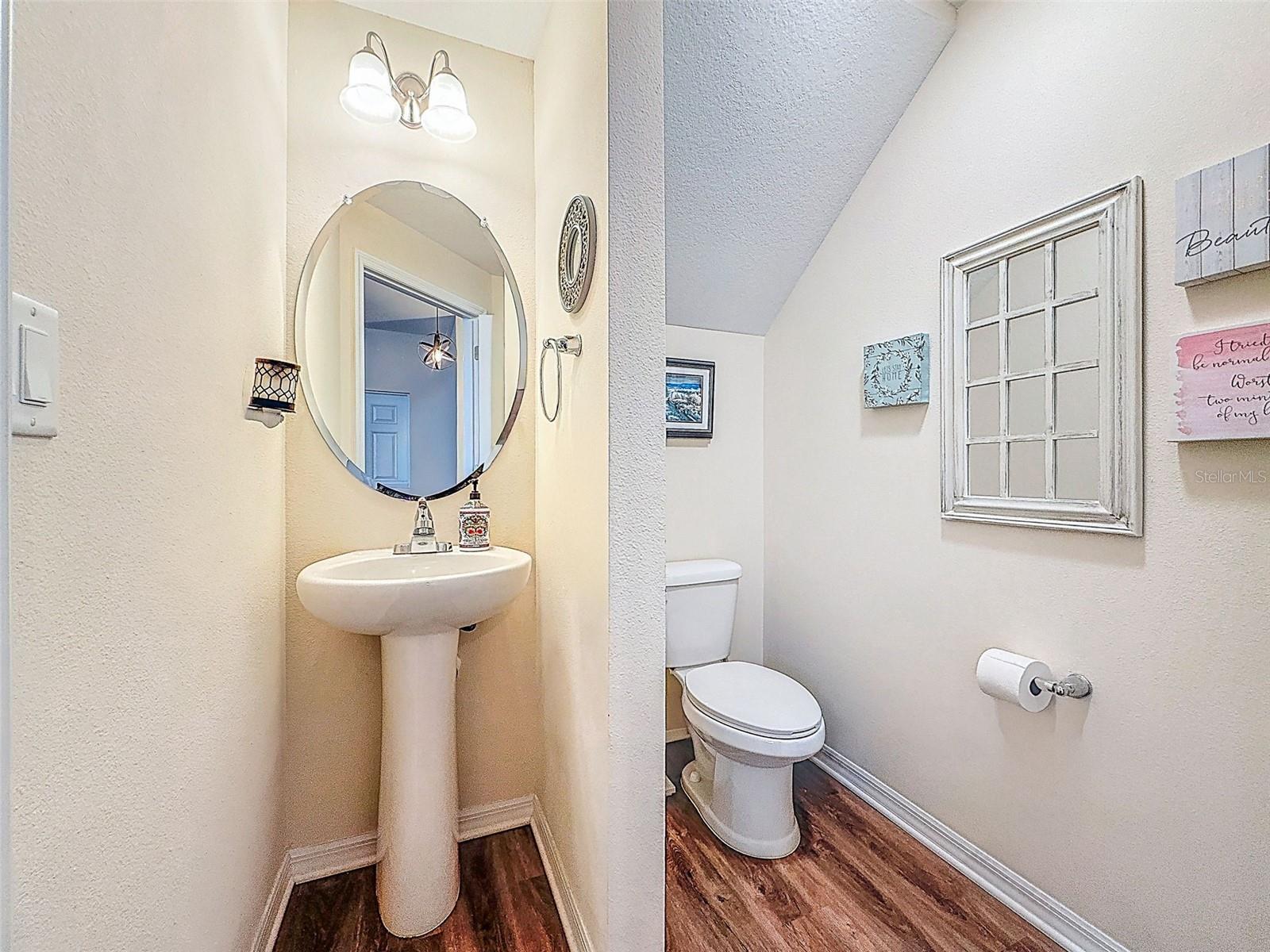 Image 10 of 93 For 1132 Martin Luther King Jr Ave