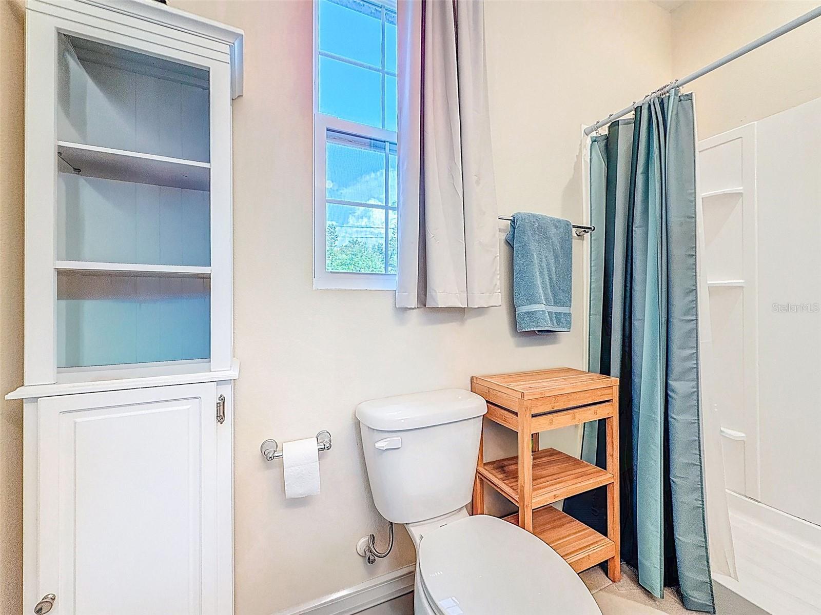 Image 38 of 93 For 1132 Martin Luther King Jr Ave