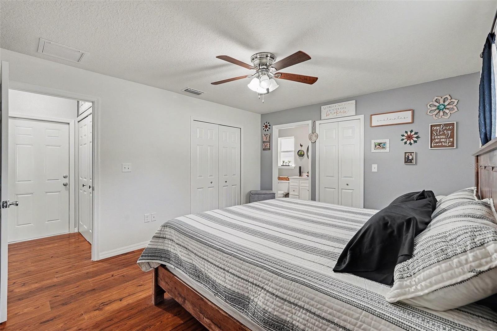 Image 16 of 31 For 2113 Clayton Avenue