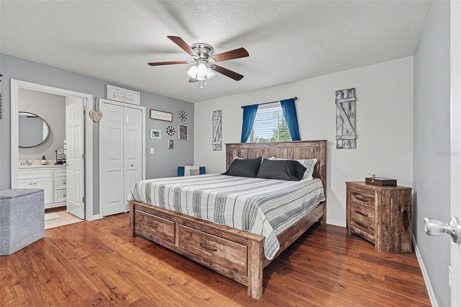 Image 17 of 31 For 2113 Clayton Avenue