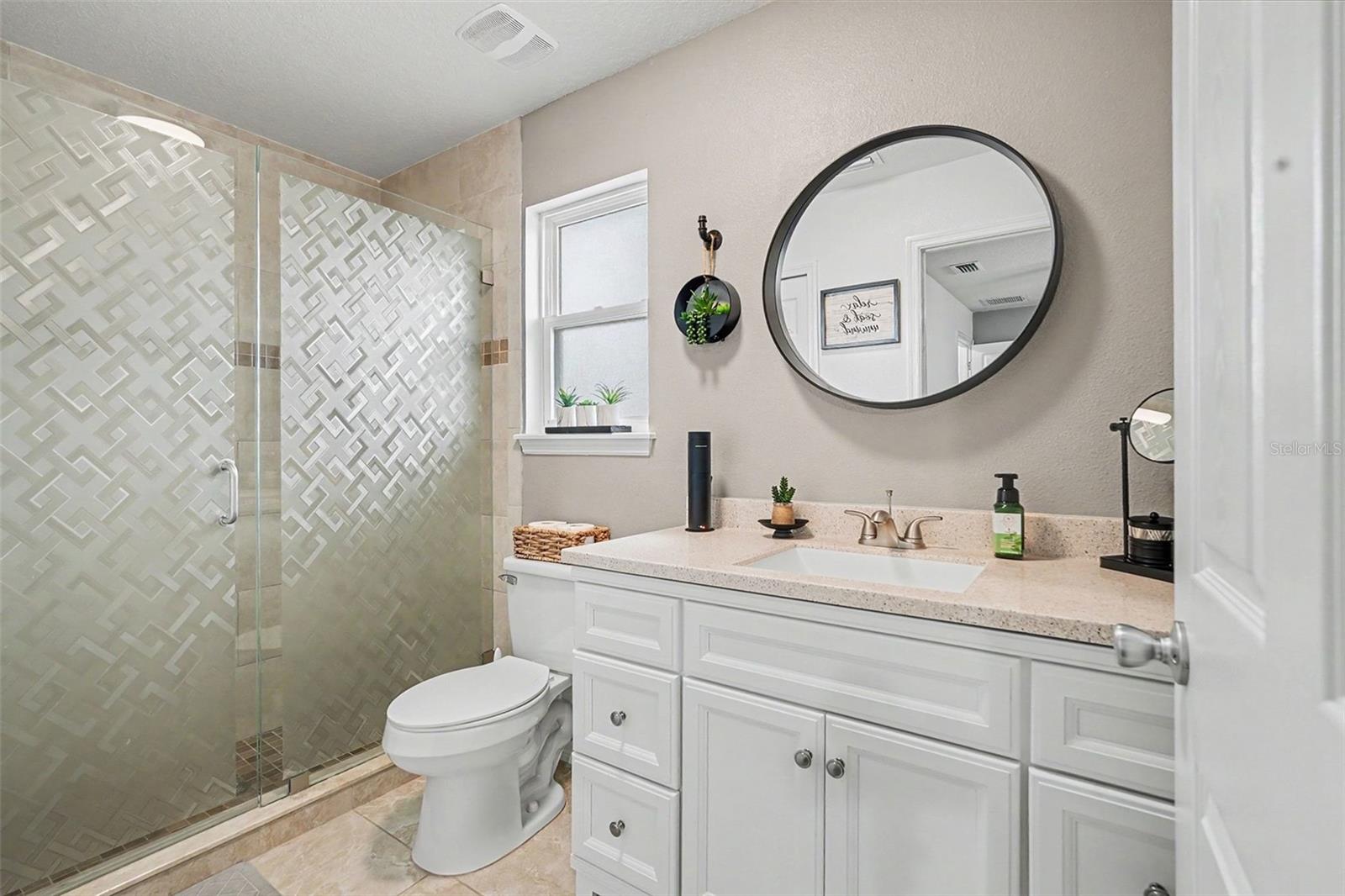 Image 19 of 31 For 2113 Clayton Avenue