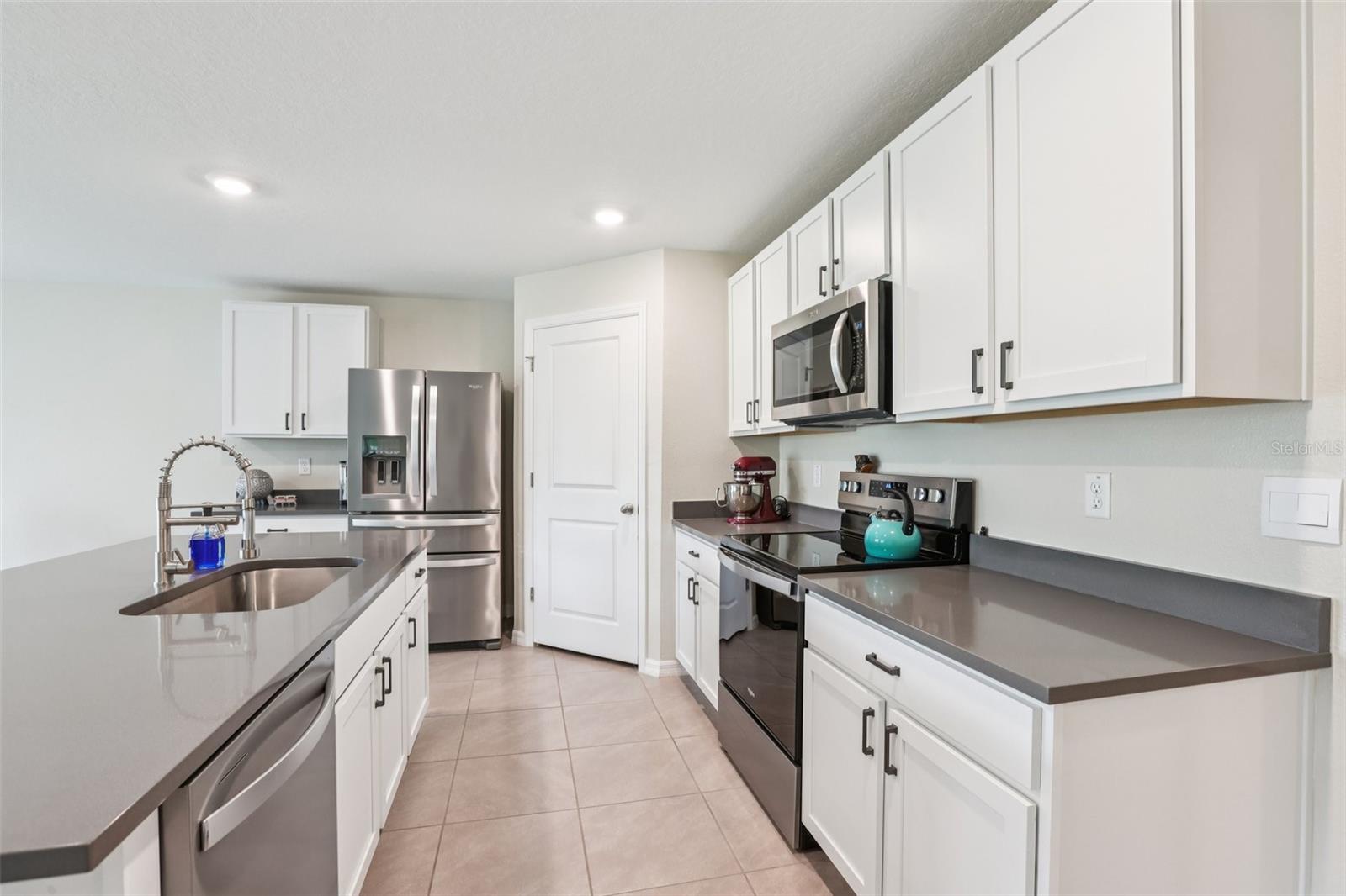 Image 11 of 52 For 1804 Tahitian Sunrise Drive