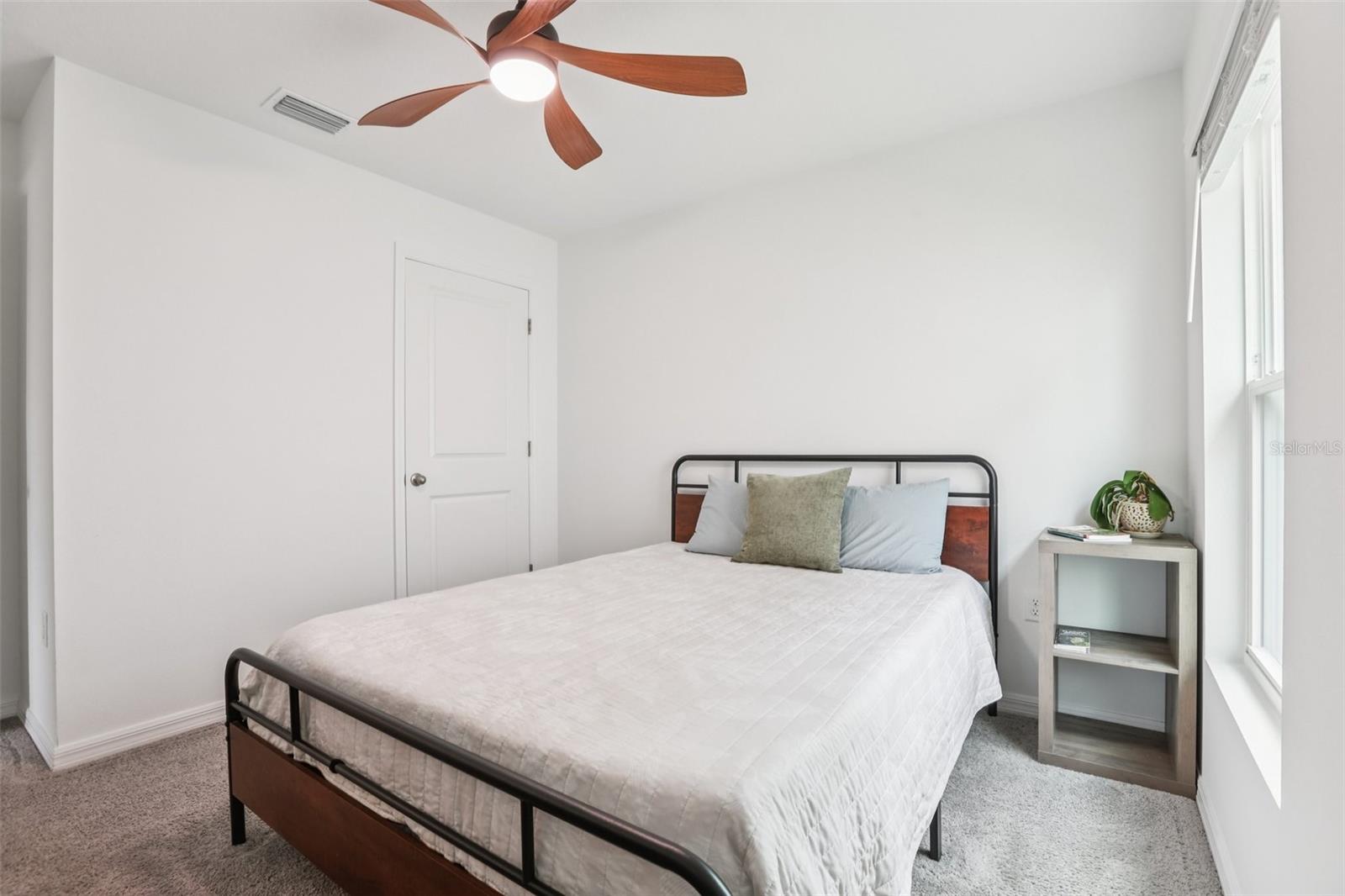 Image 24 of 52 For 1804 Tahitian Sunrise Drive