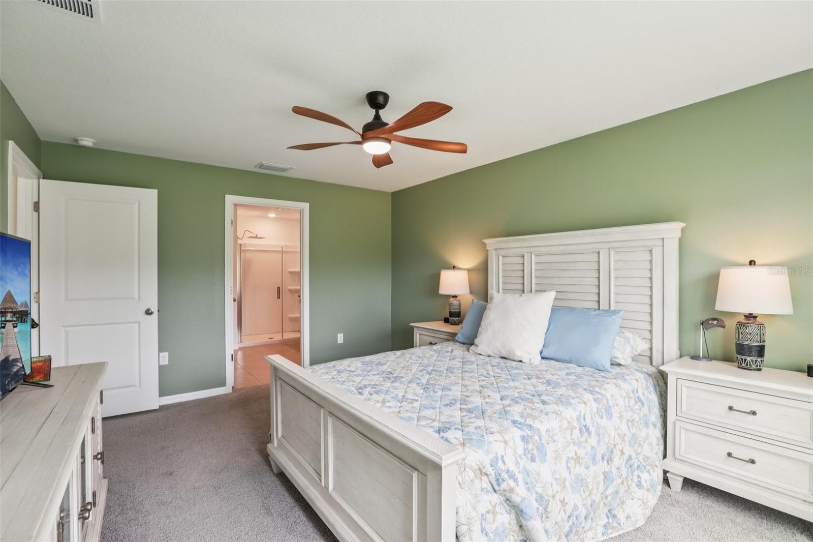 Image 33 of 52 For 1804 Tahitian Sunrise Drive