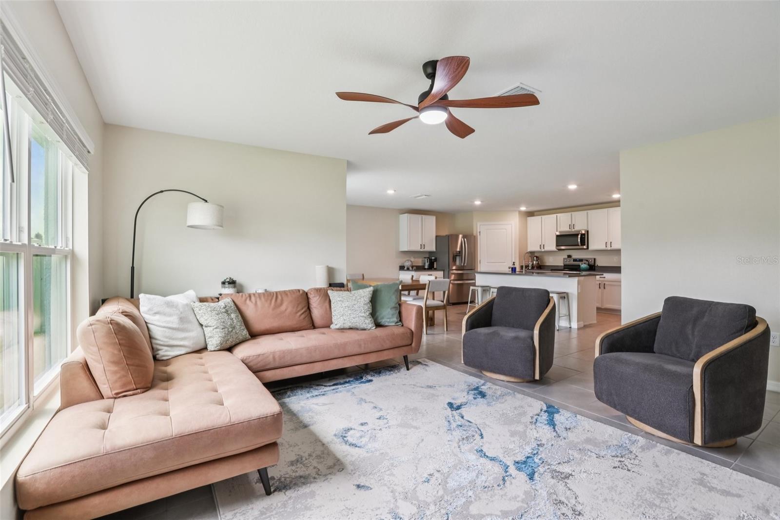 Image 7 of 52 For 1804 Tahitian Sunrise Drive