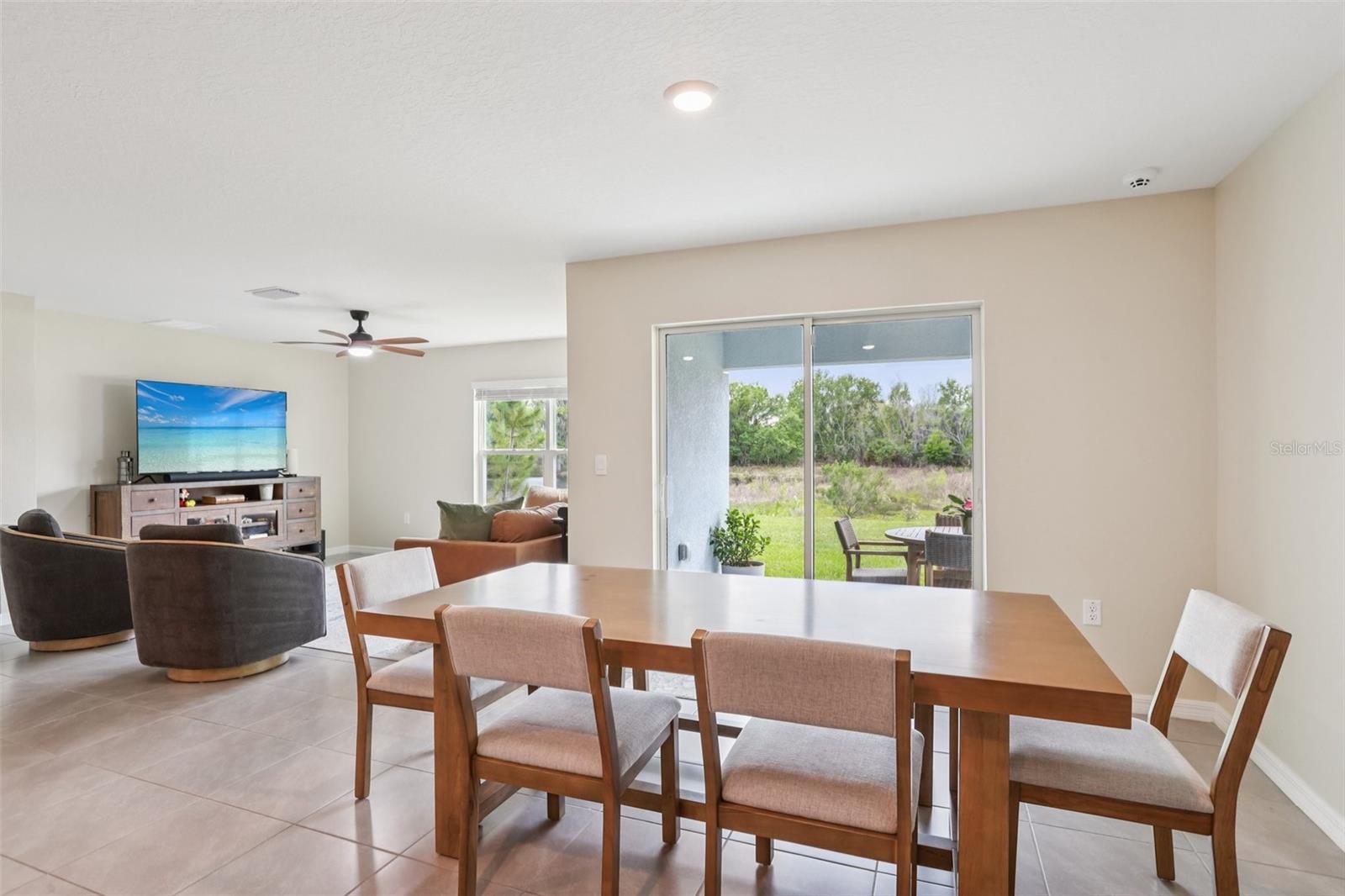 Image 8 of 52 For 1804 Tahitian Sunrise Drive