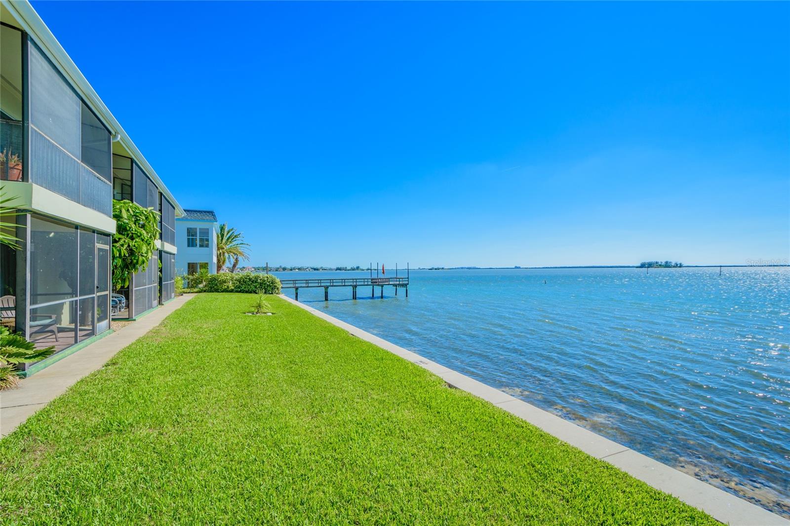 Image 17 of 26 For 2566 Gary Circle 3