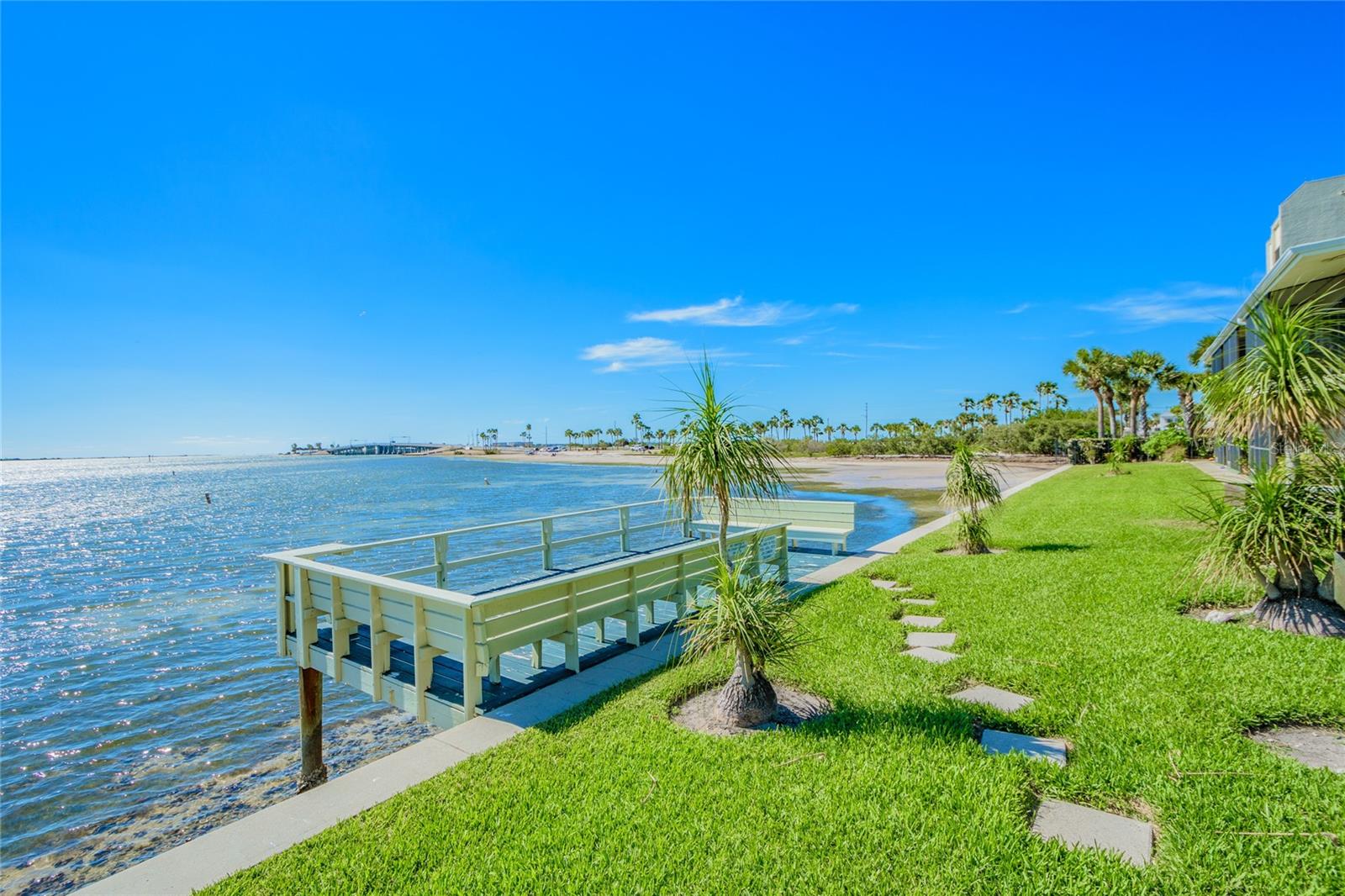 Image 18 of 26 For 2566 Gary Circle 3