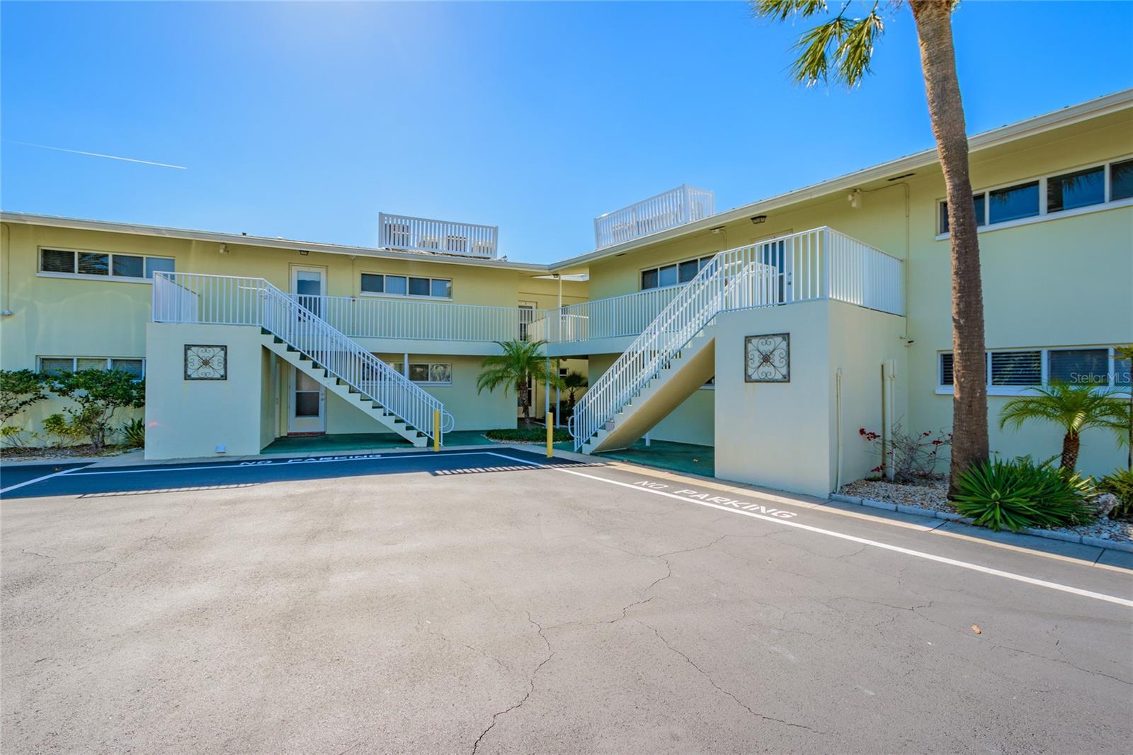 Image 26 of 26 For 2566 Gary Circle 3