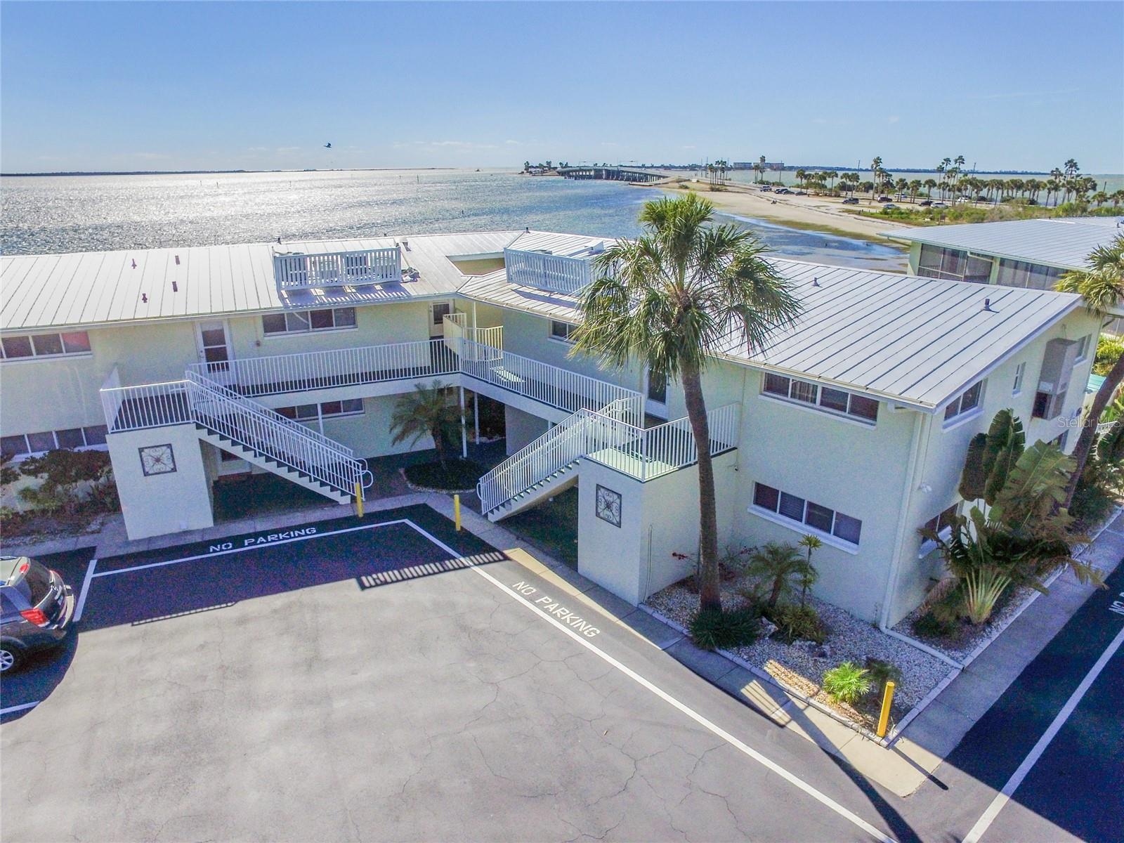 Image 6 of 26 For 2566 Gary Circle 3