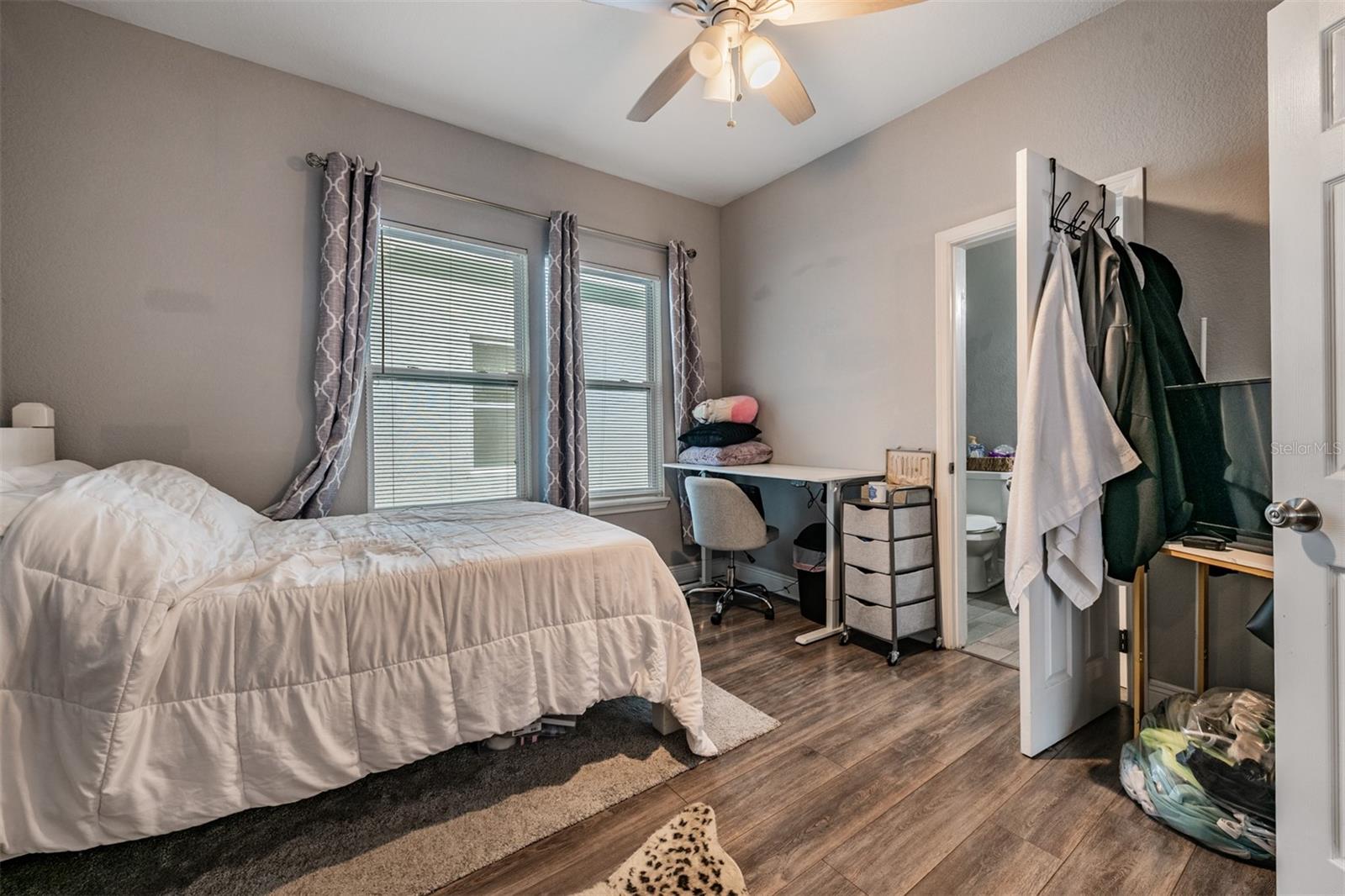 Image 14 of 24 For 2334 Spruce Street
