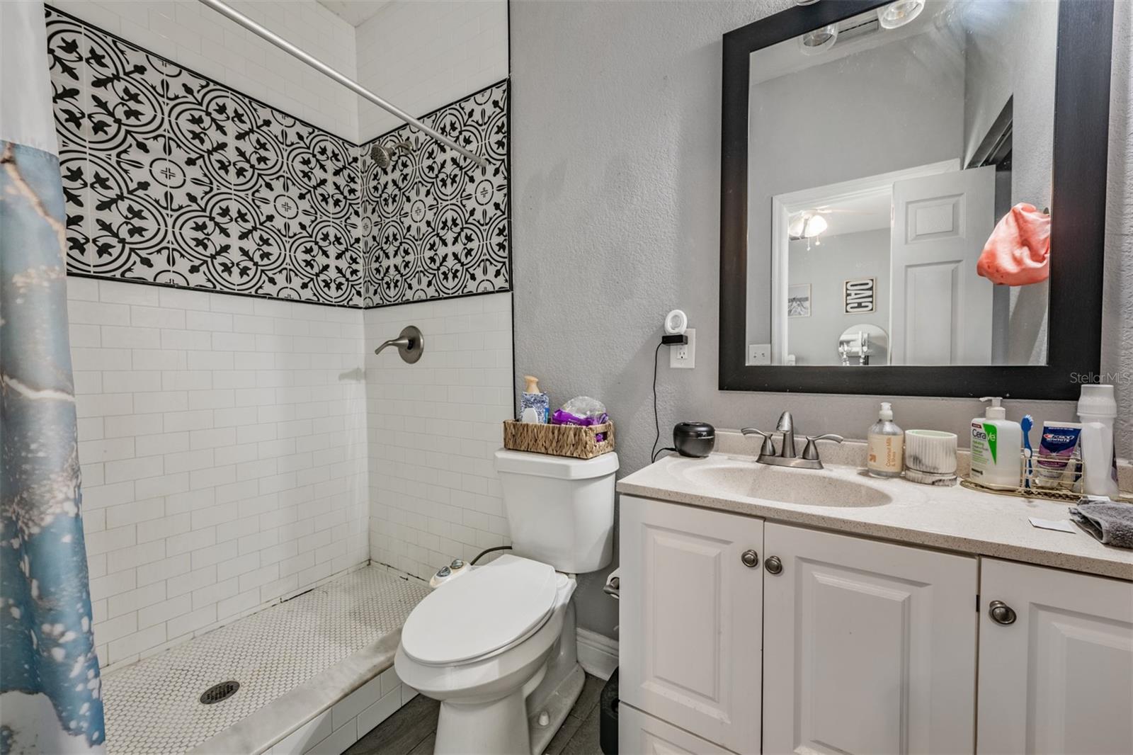 Image 16 of 24 For 2334 Spruce Street
