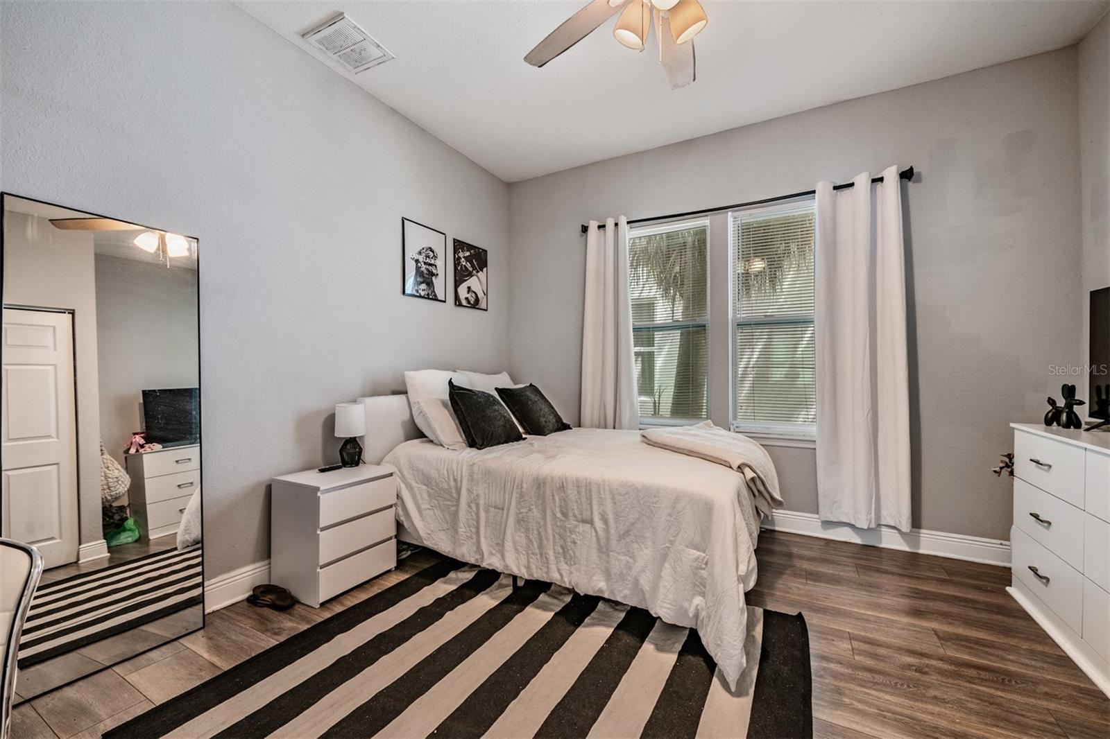 Image 19 of 24 For 2334 Spruce Street