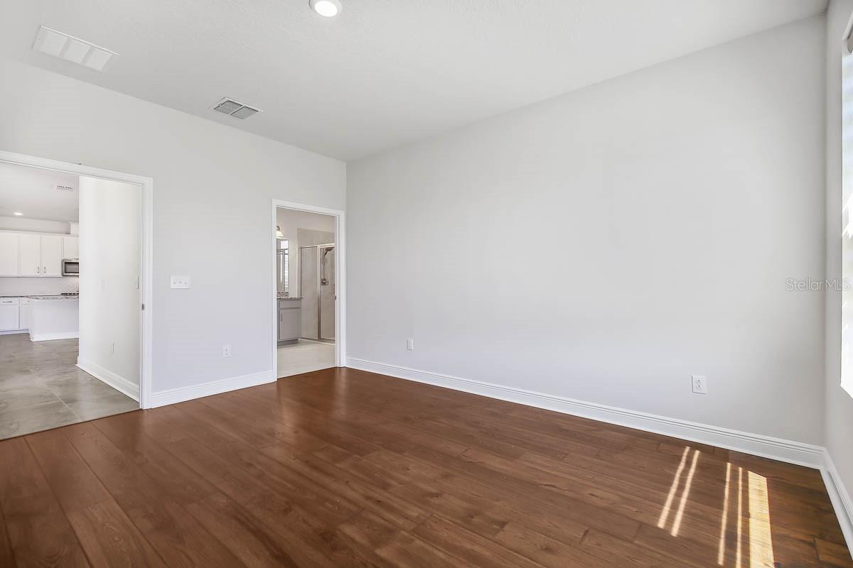 Image 10 of 28 For 13891 Kingfisher Glen Drive