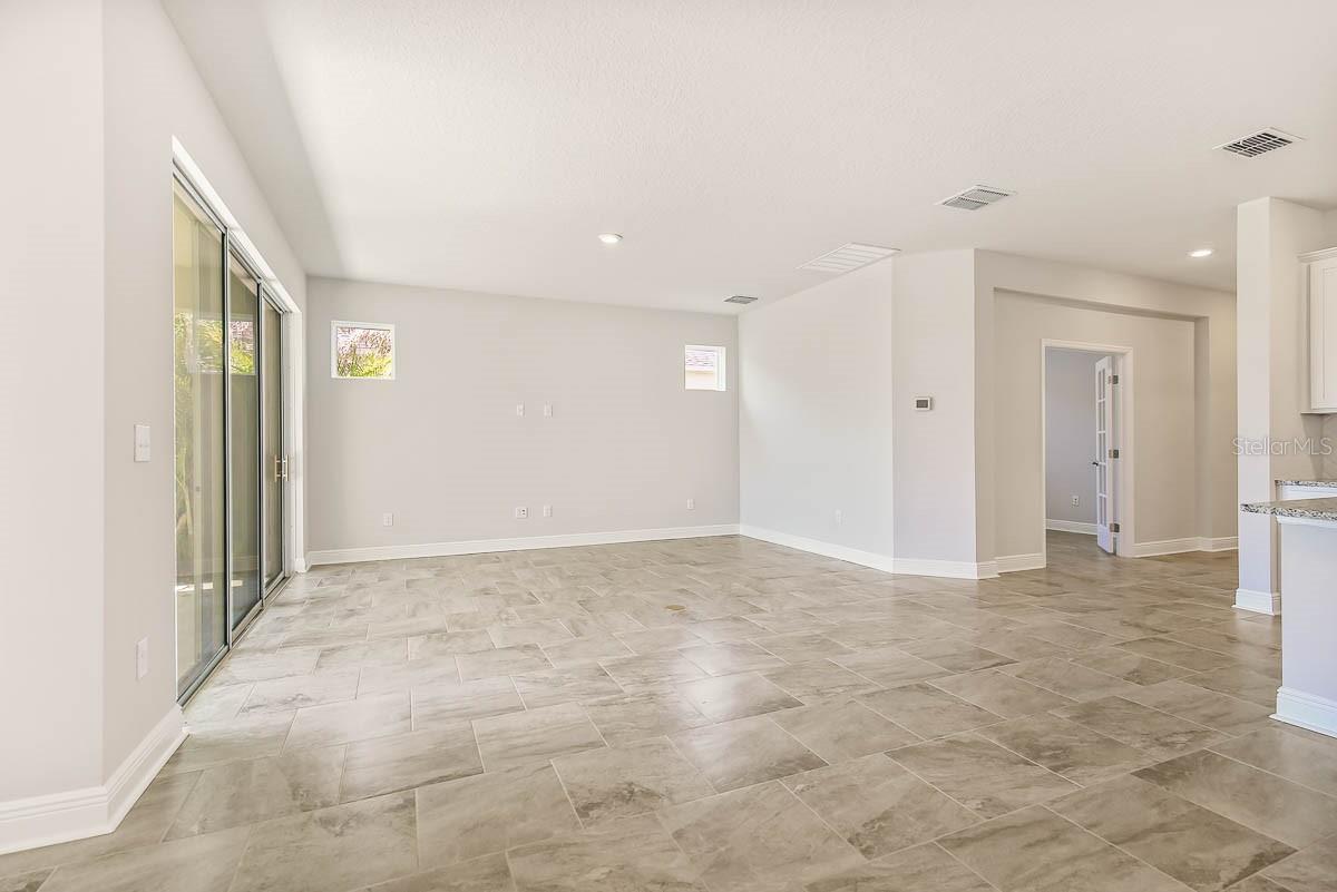 Image 8 of 28 For 13891 Kingfisher Glen Drive