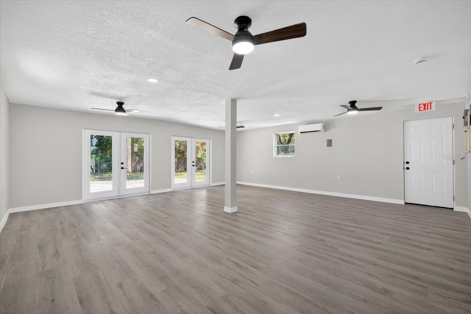 Image 14 of 44 For 6334 Congress Street