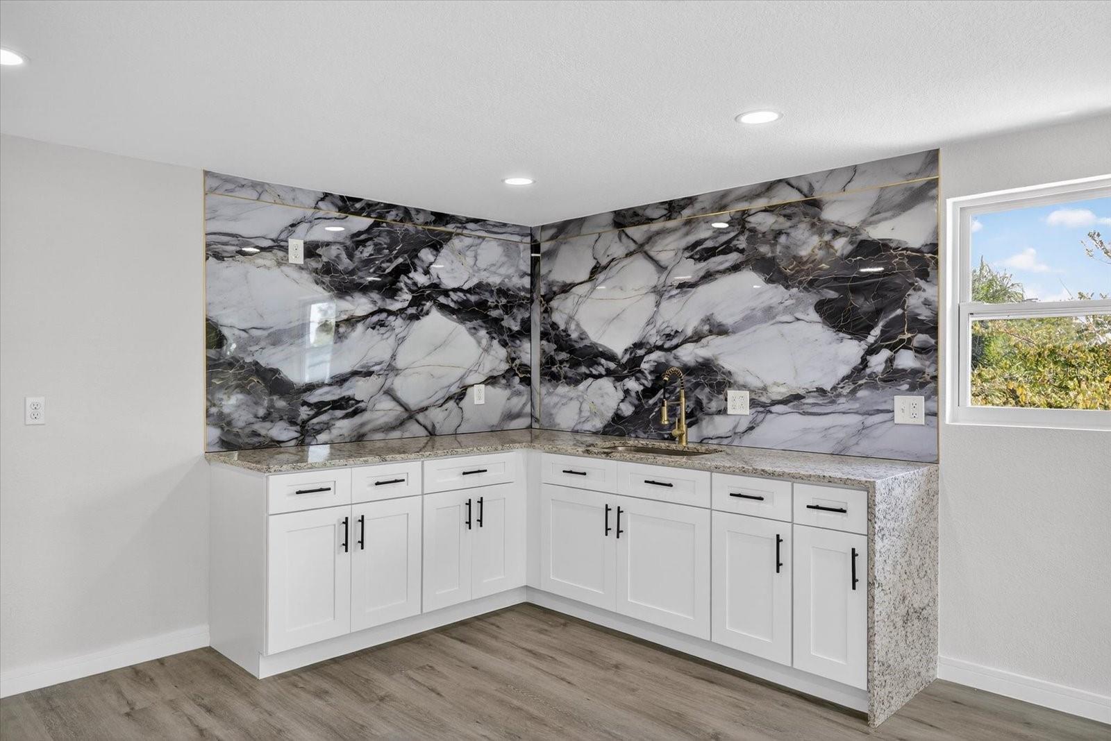 Image 9 of 44 For 6334 Congress Street