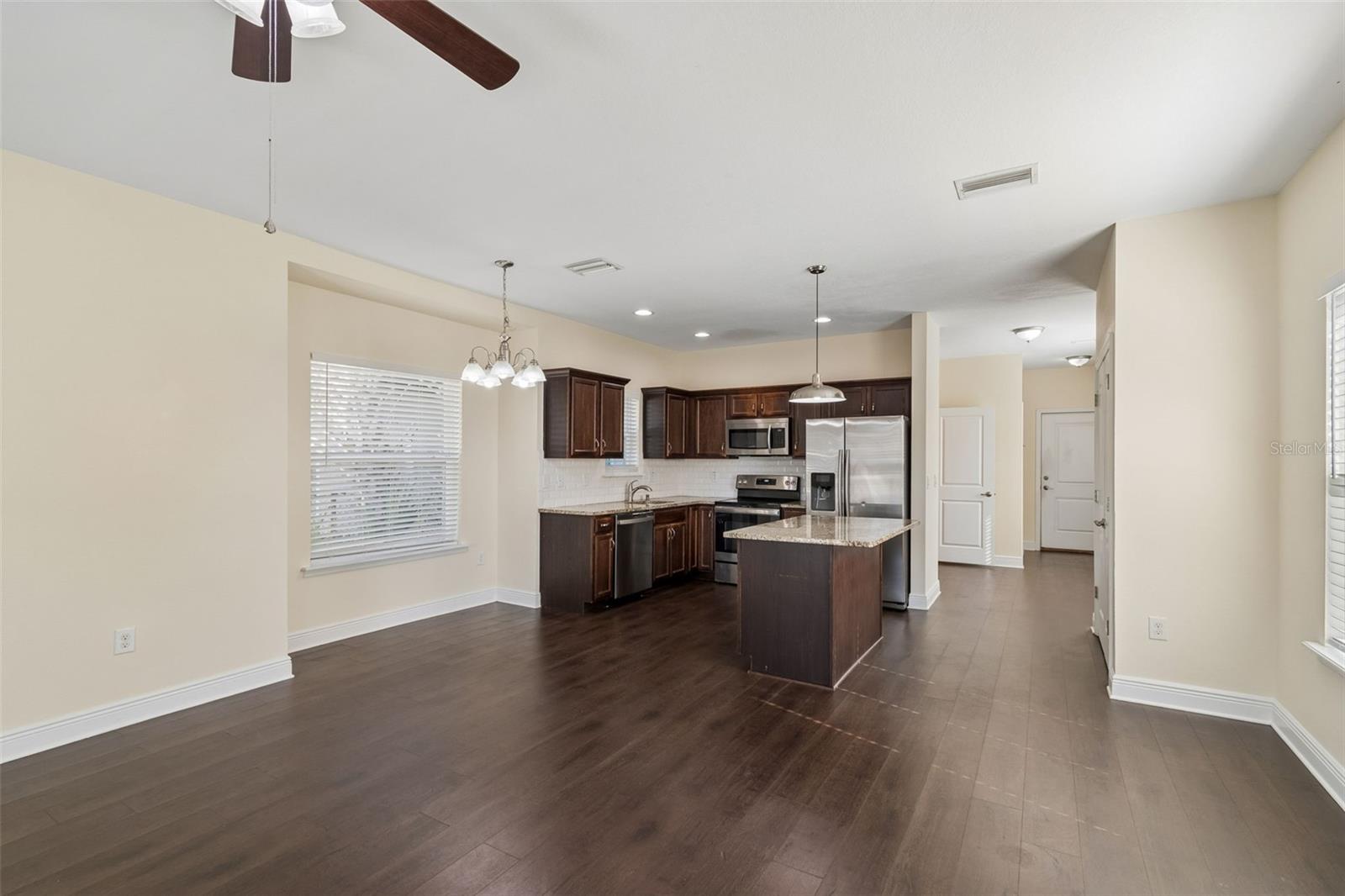 Image 14 of 27 For 2322 Chestnut Street