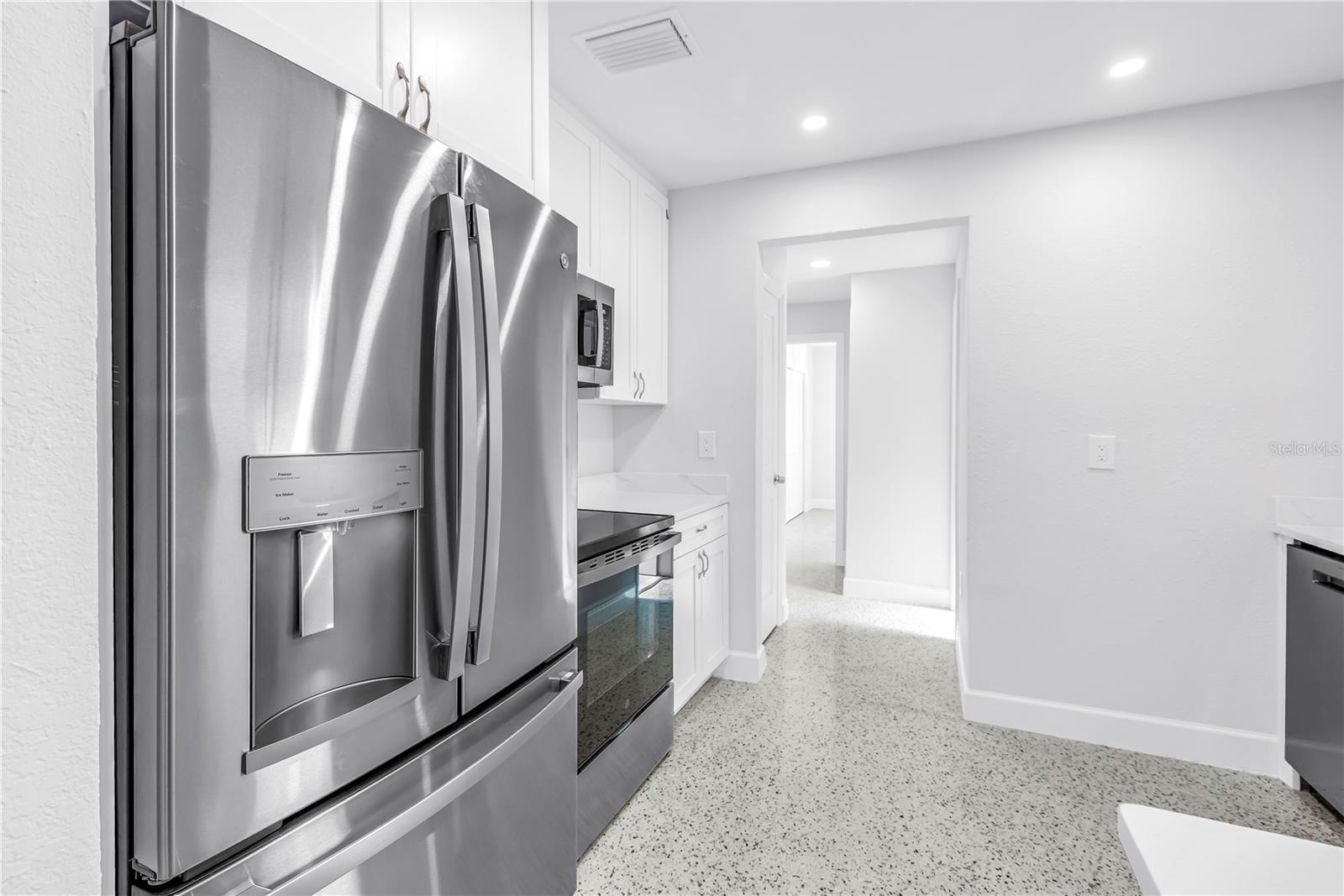Image 13 of 33 For 7443 2nd Street N