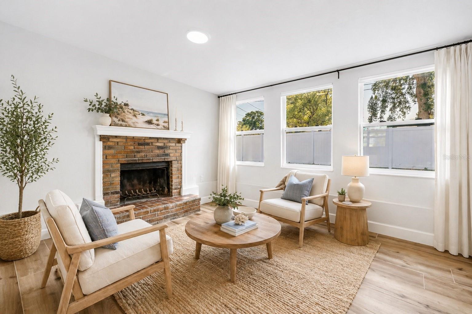 Image 16 of 33 For 7443 2nd Street N