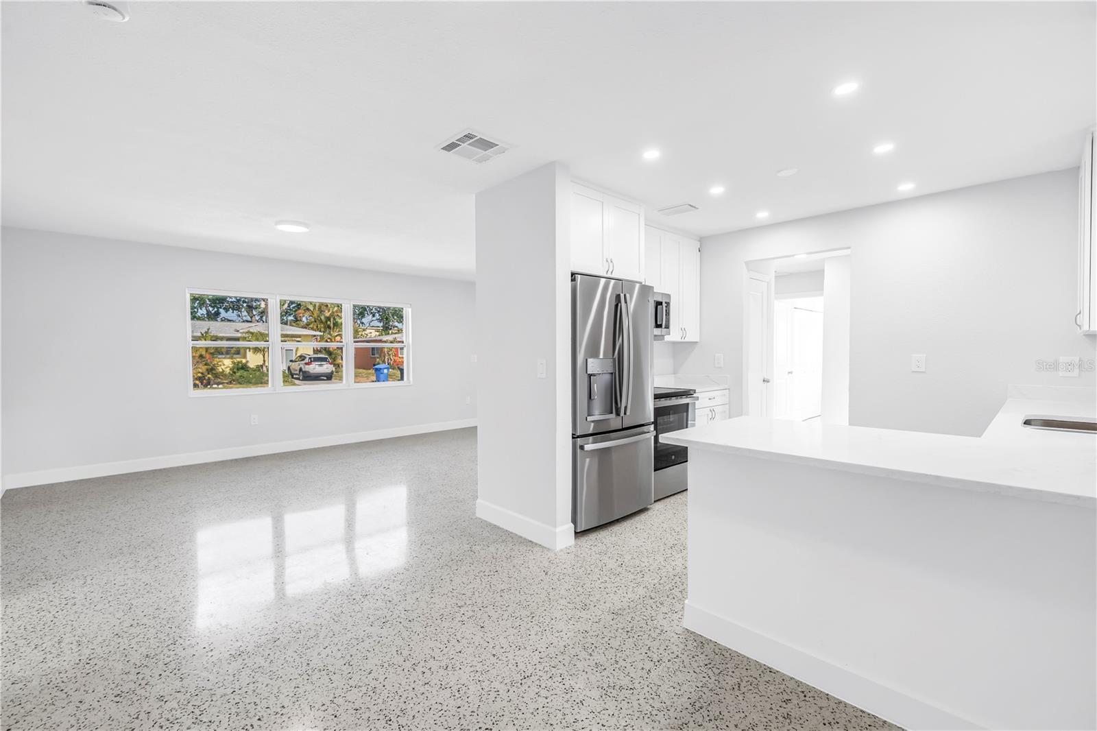 Image 8 of 33 For 7443 2nd Street N