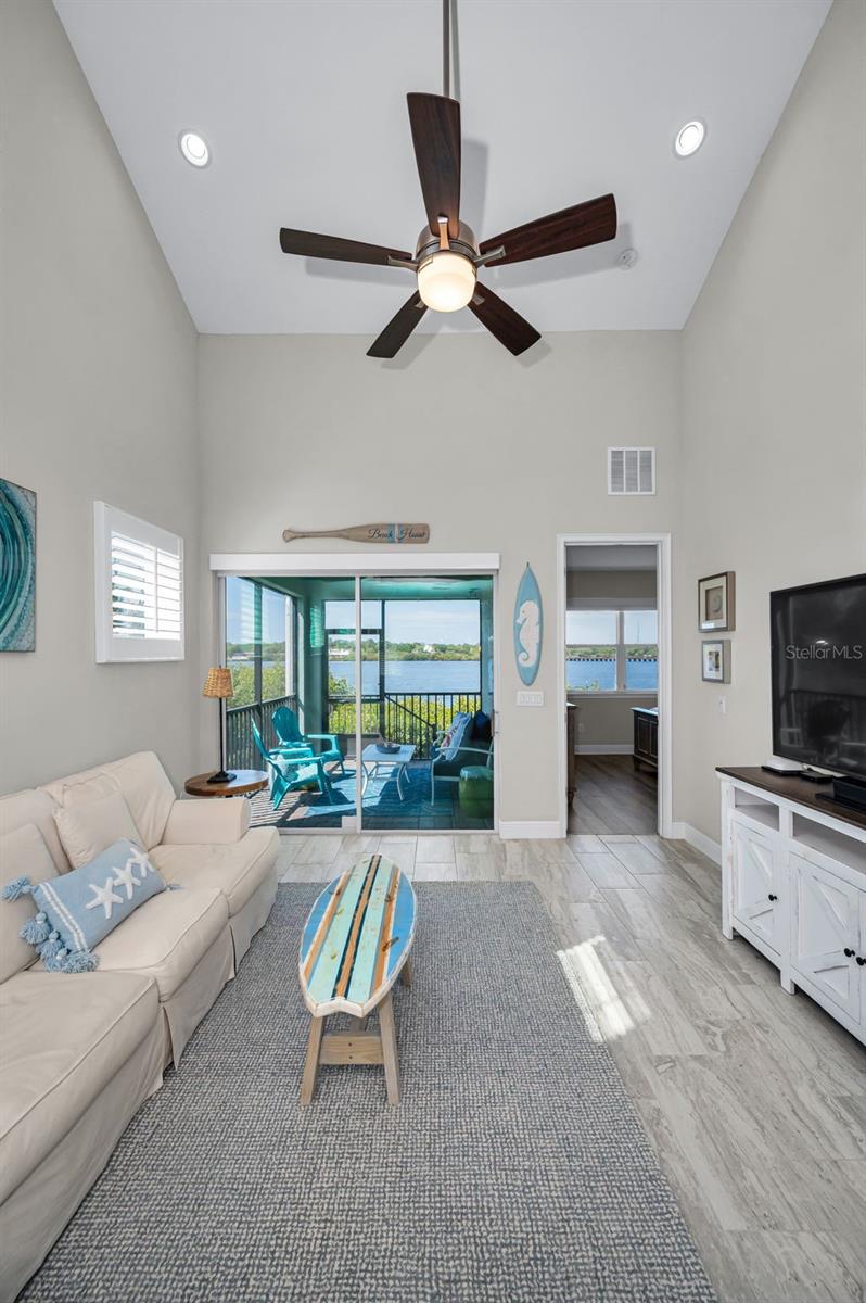 Image 13 of 98 For 1001 Starboard Court