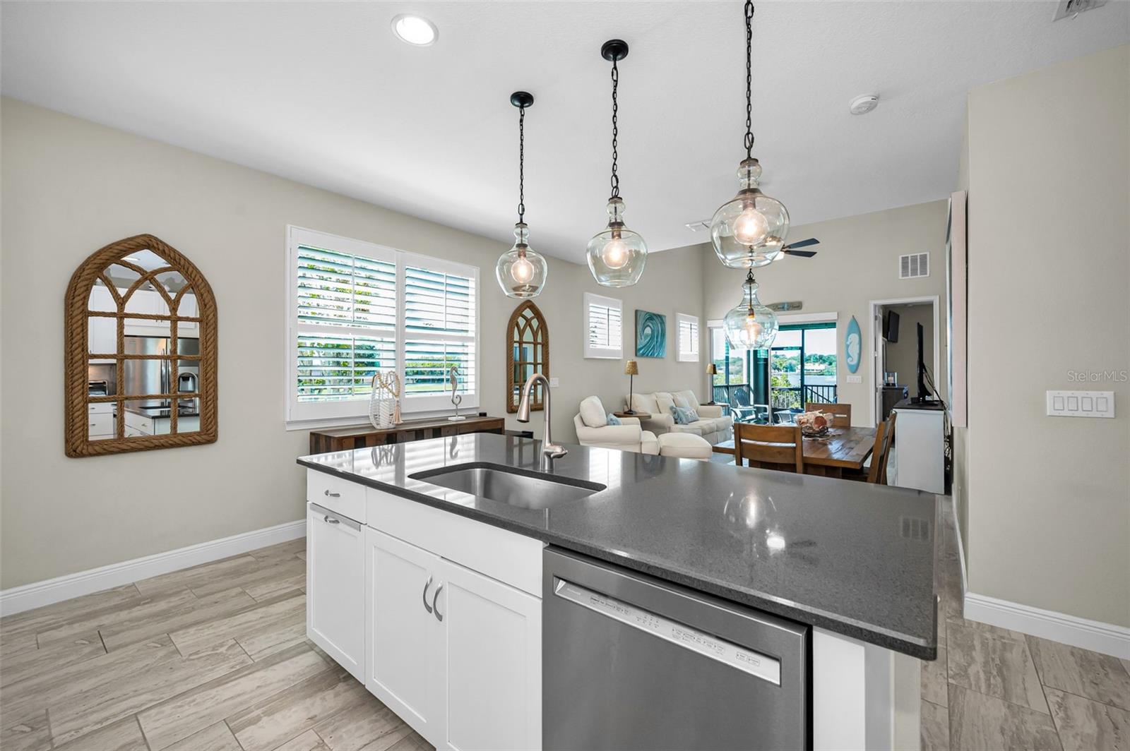 Image 28 of 98 For 1001 Starboard Court