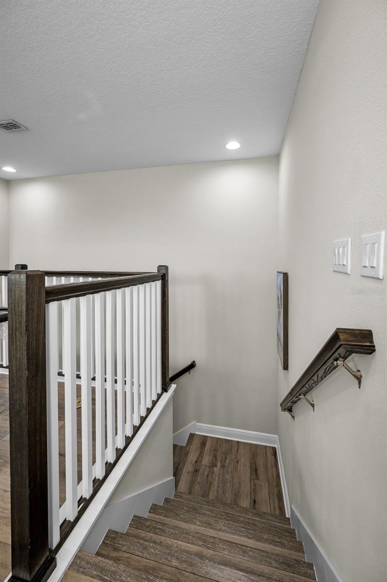 Image 43 of 98 For 1001 Starboard Court