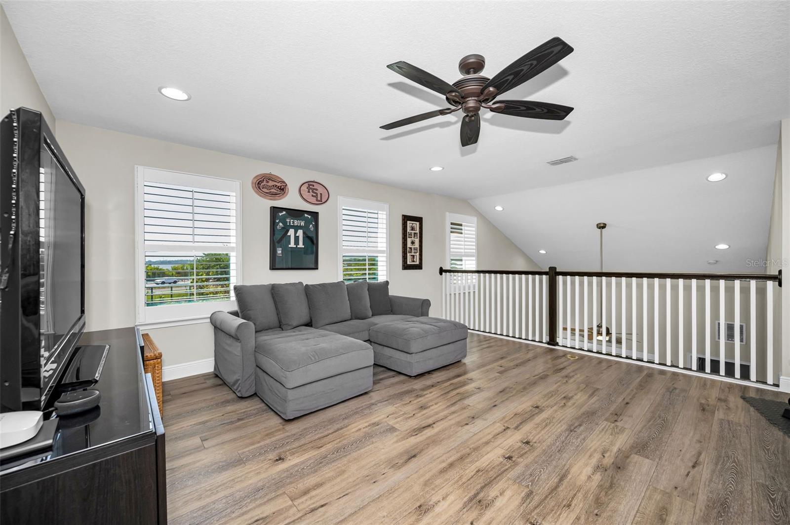 Image 46 of 98 For 1001 Starboard Court